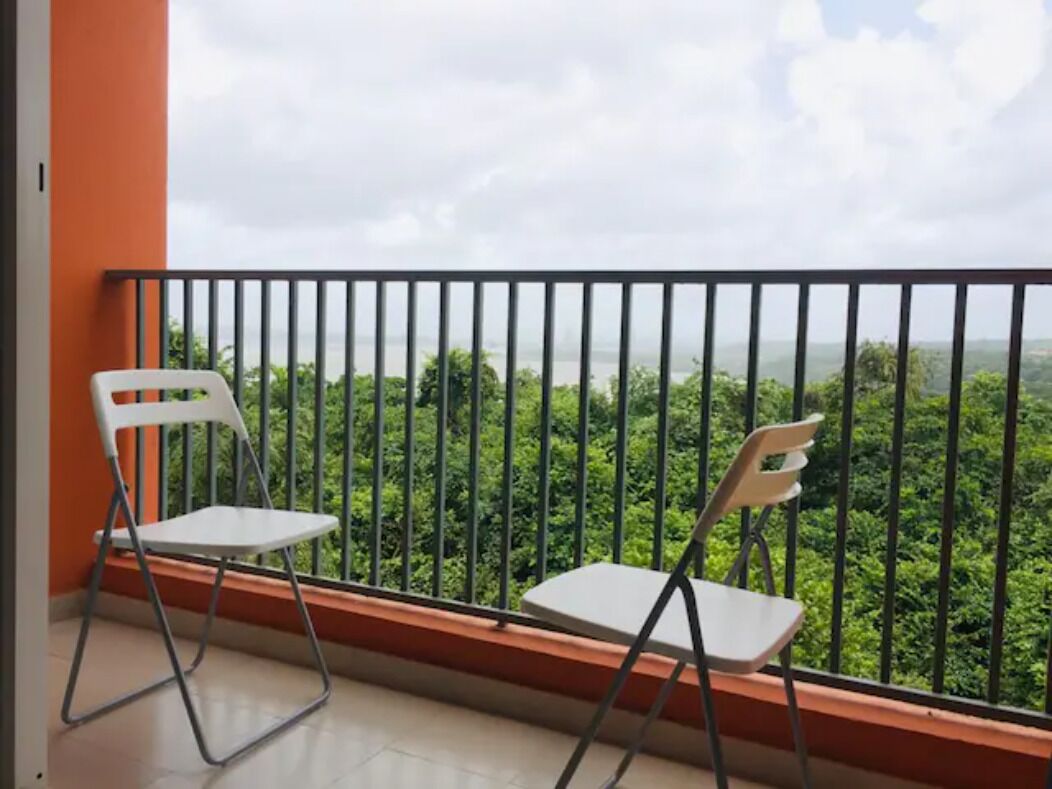 Seaview Breezy 1BHK , Perfect for Staycation