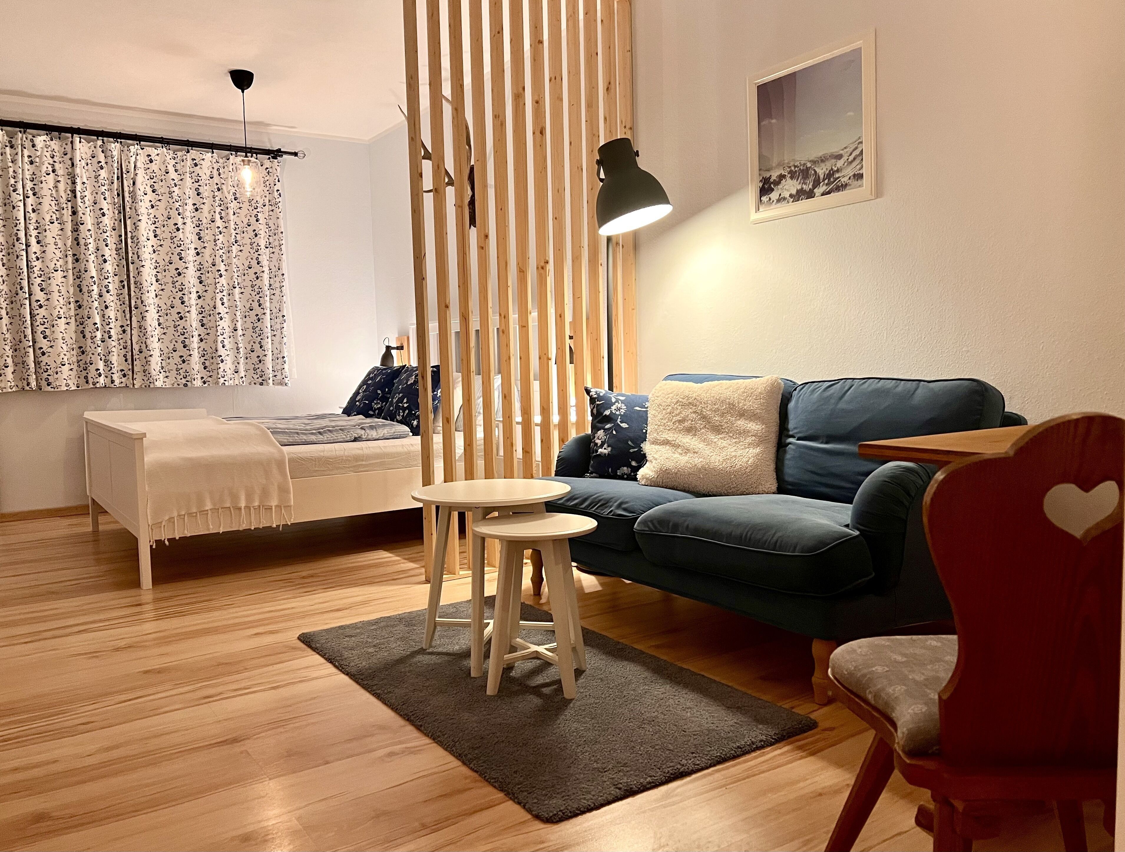 Studio apartment with mountain views