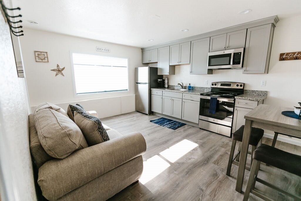 Steps to the Pacific Ocean!  Fully Remodeled...