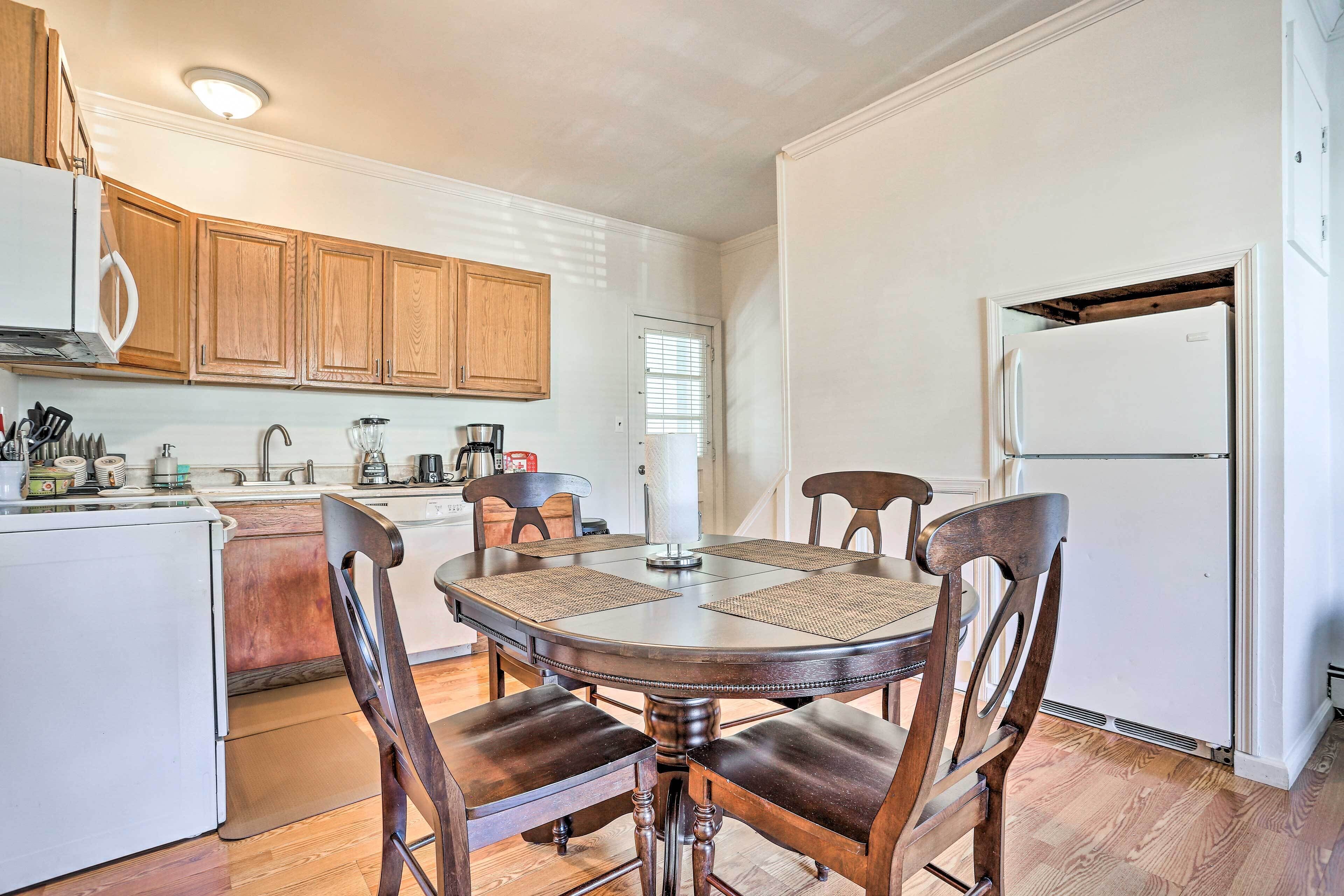 NEW! Charming Long Island Apartment w/ Free WiFi!