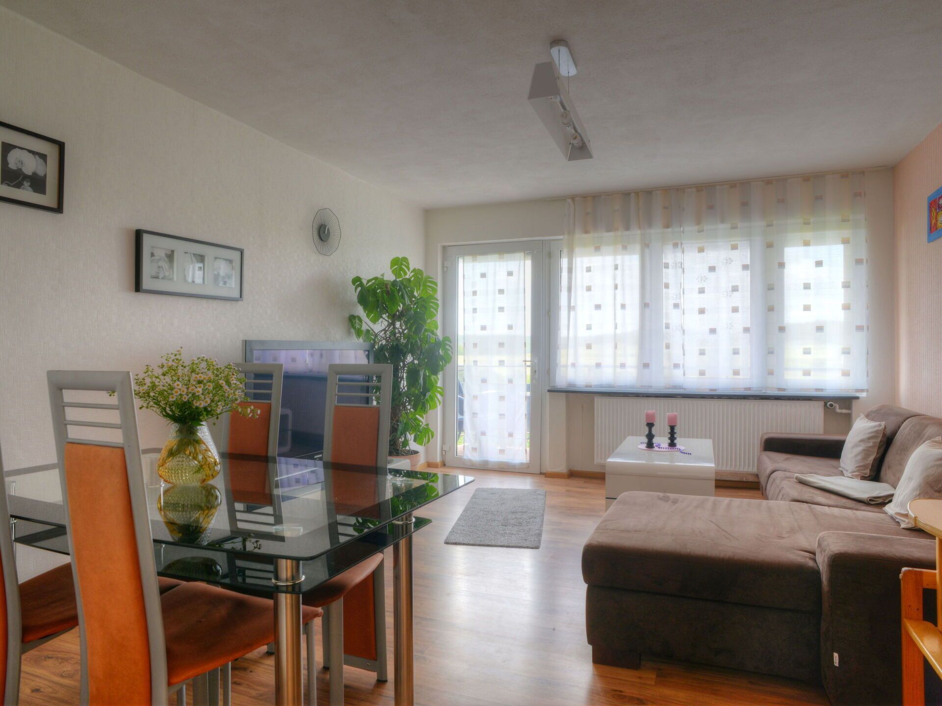 Nice apartment for 4 people with WIFI, TV, balcony, pets allowed, panoramic view and parking