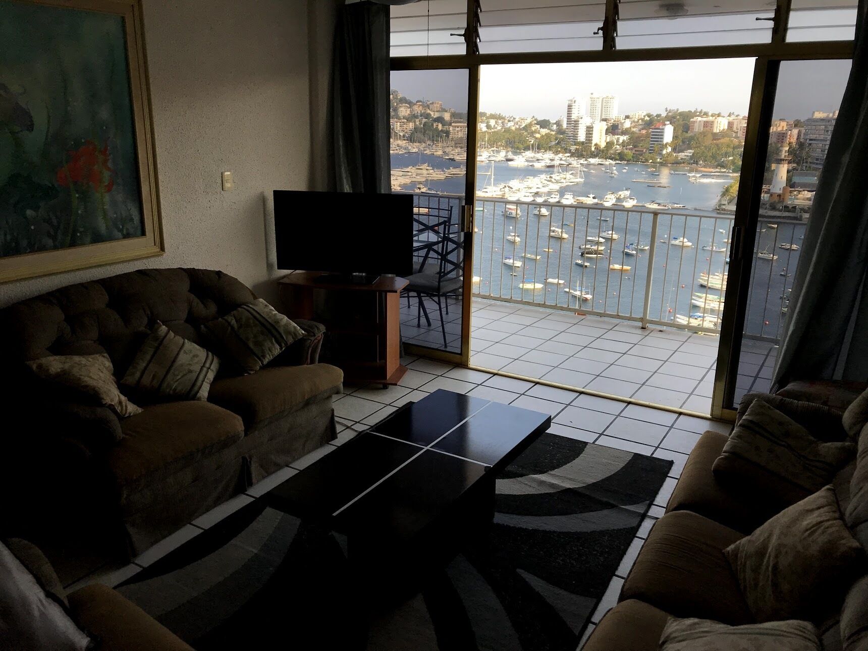 Apartment with Spectacular Bay View