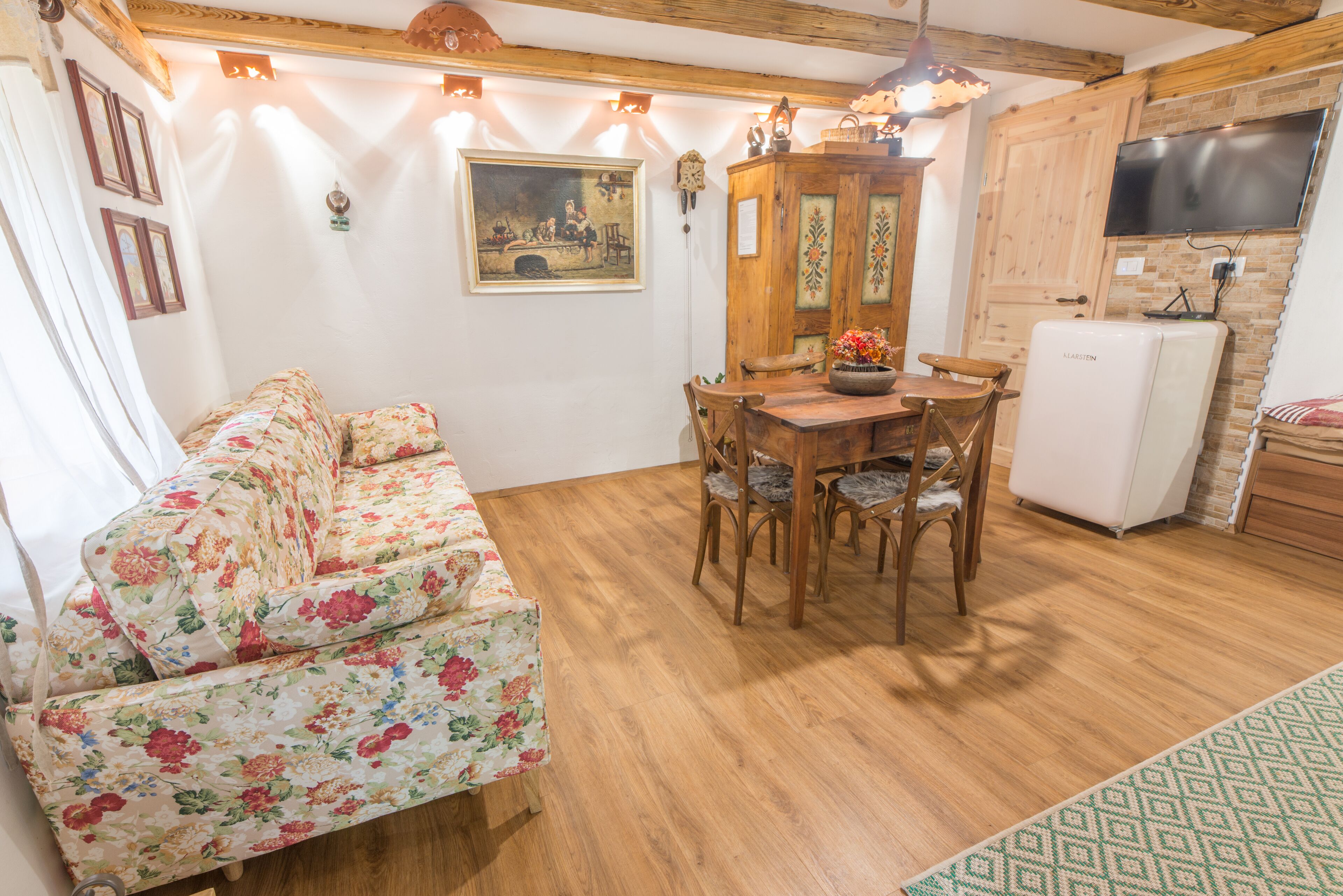 Apartma DOMI 200m do Velike soteske Soče s pogledom
