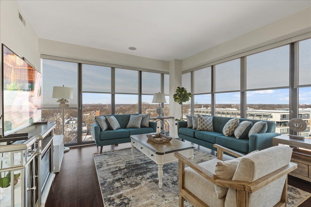 "Bliss of Evanston" 180°view, 2BDR +2Bath UrbanLux