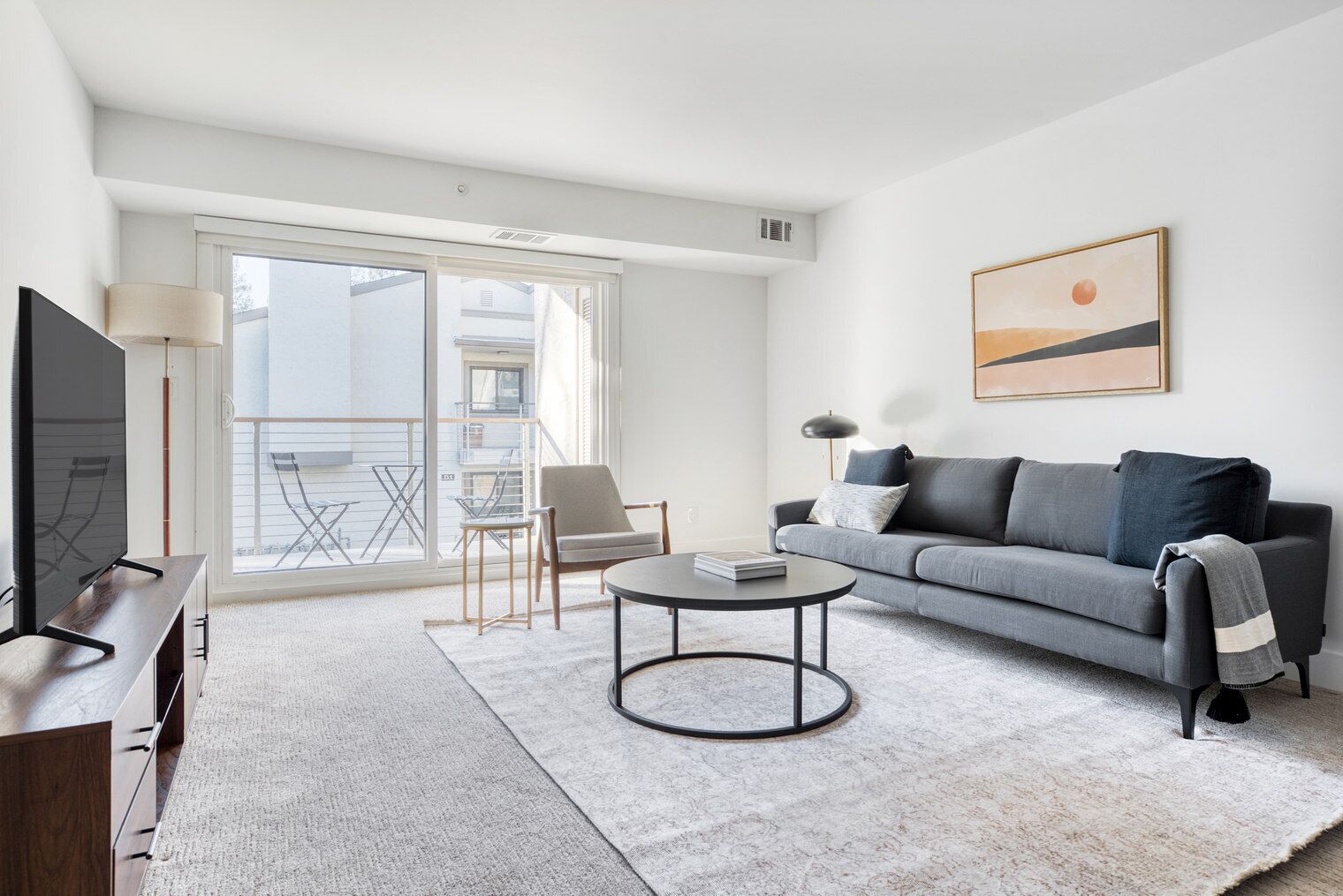 Dreamy Menlo Park 1BR w/ Gym & W/D, easy highway access, by Blueground