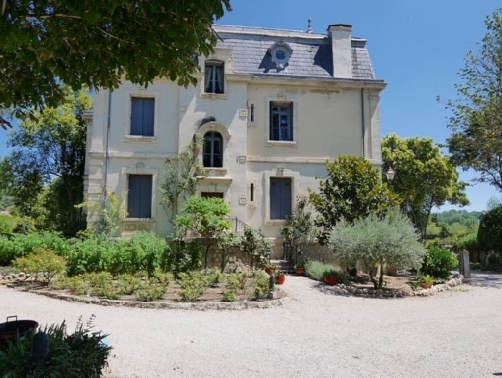 Apartment in a writer's house classified 2 stars