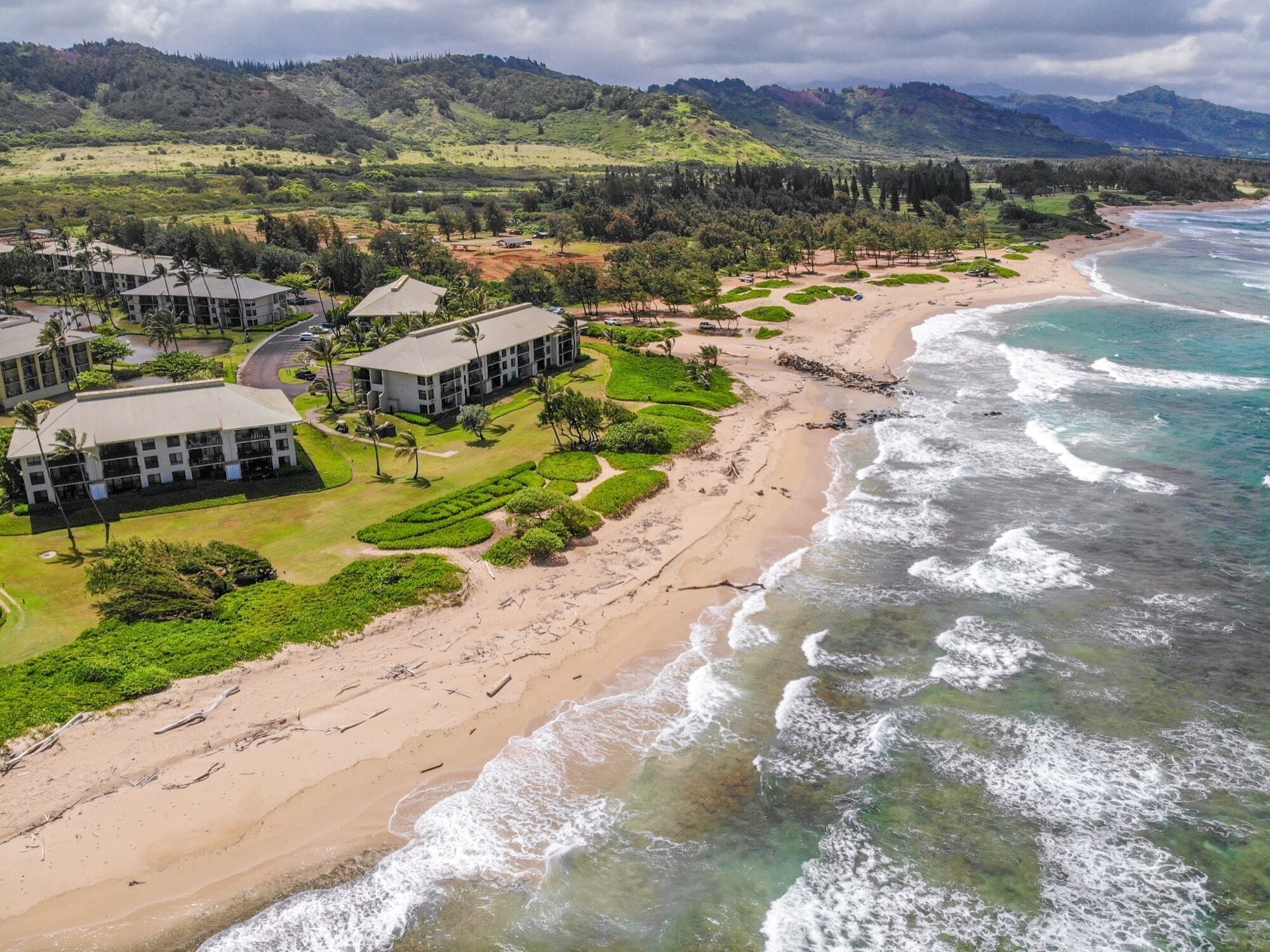 Kaua'i Beach Villas D13 Private Studio-Room, Centrally Located, Walk to Beach
