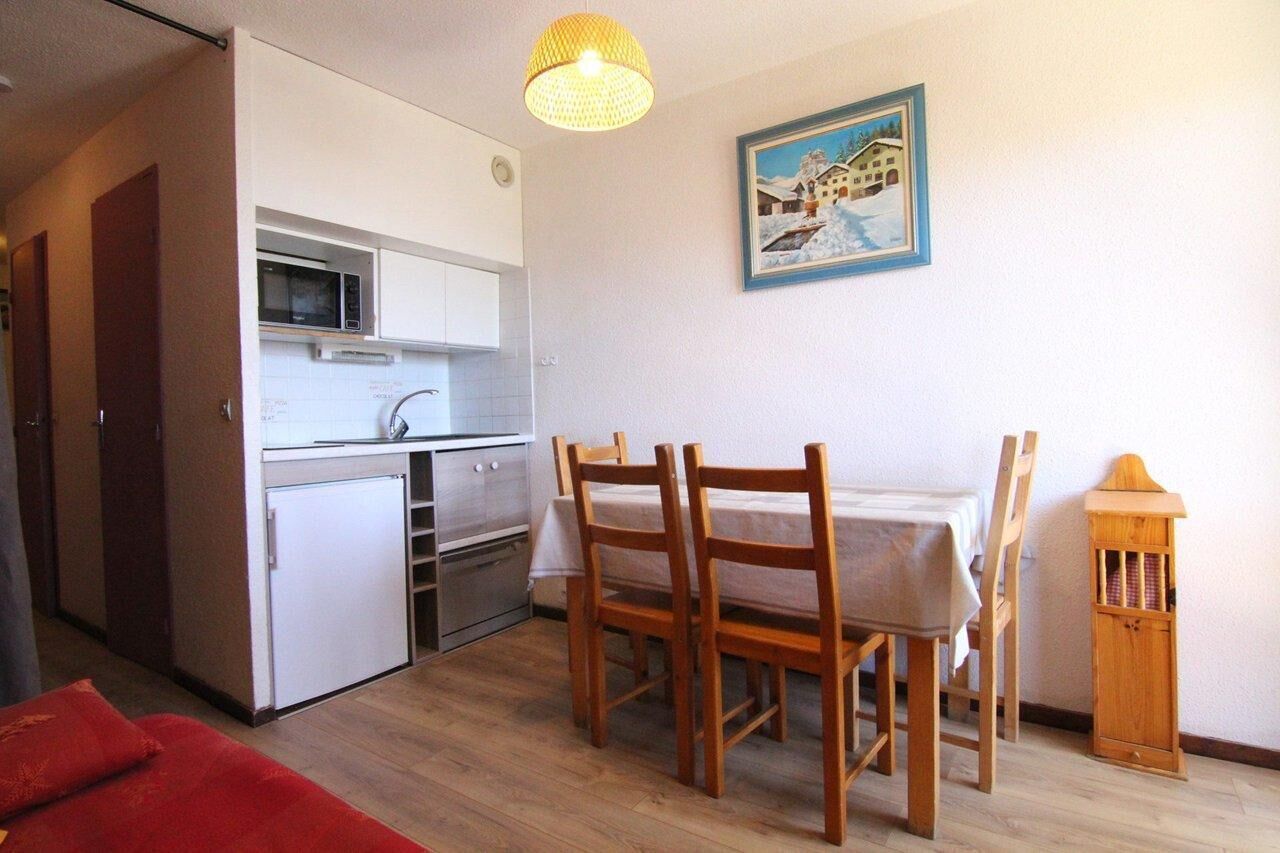 150m from ski slopes, 2nd floor, ski locker, 22m², Alpe d'Huez