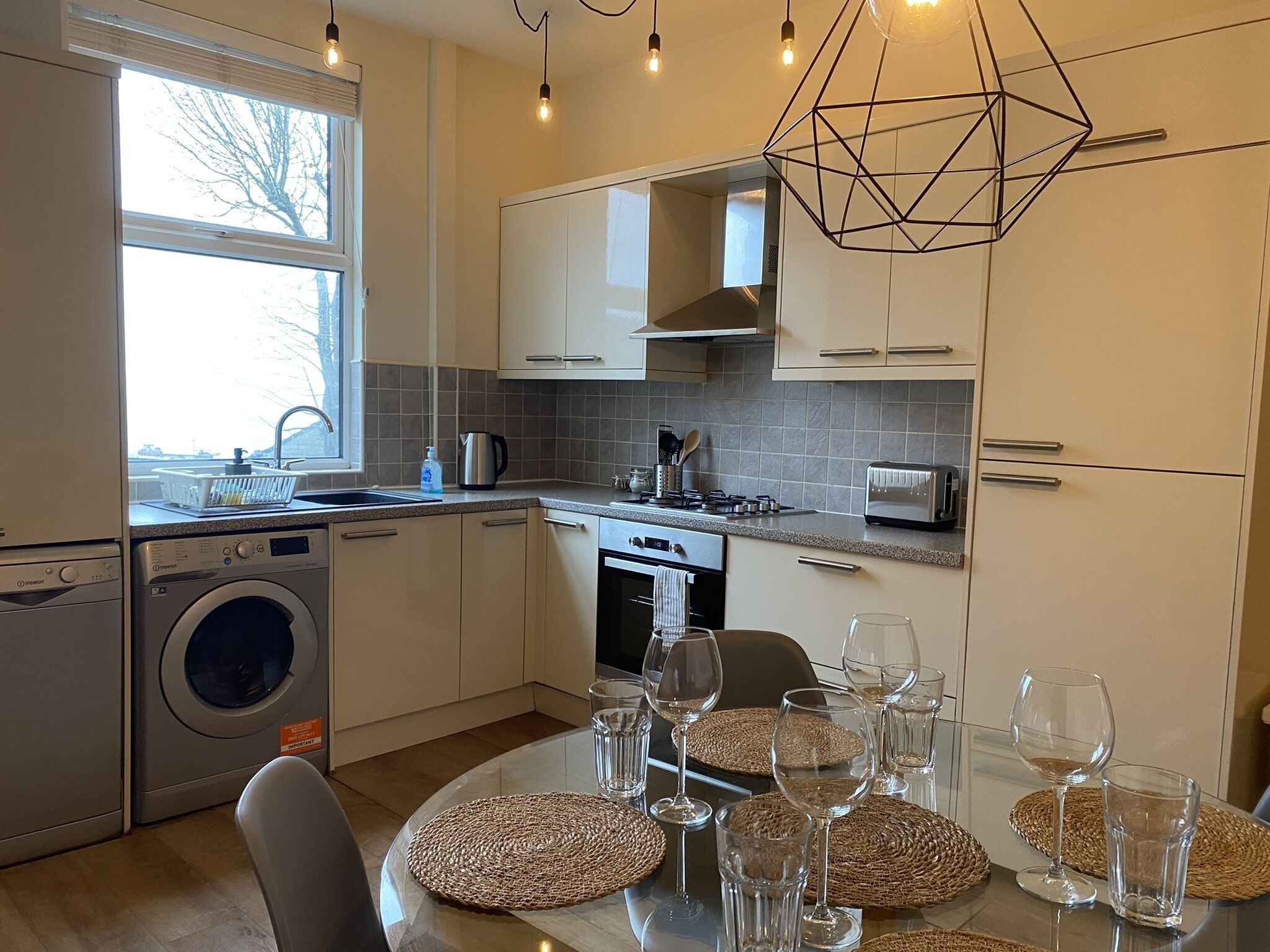 Charming 4-bed Town House in Crookes, Sheffield