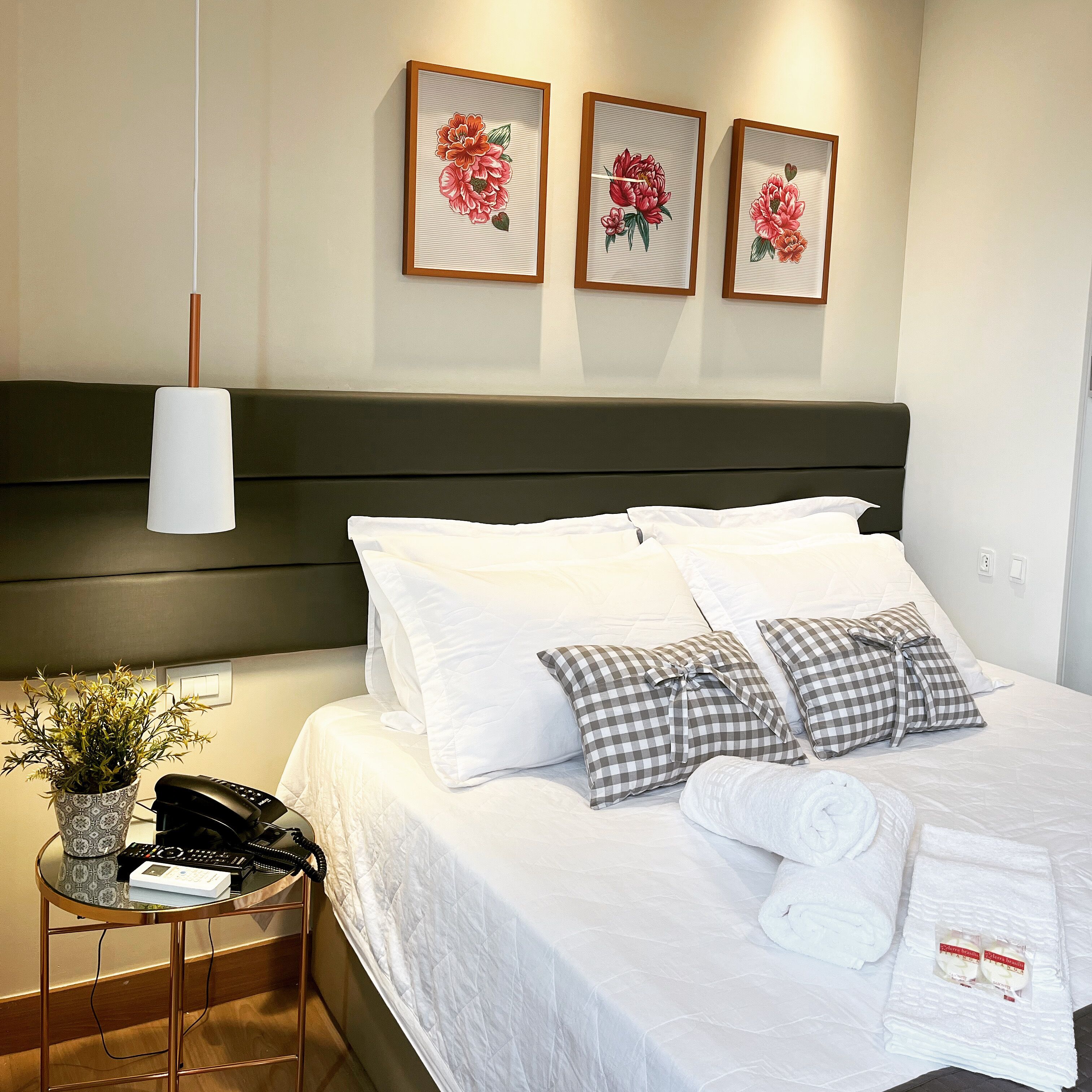 Cozy and stylish space that connects you with nature!