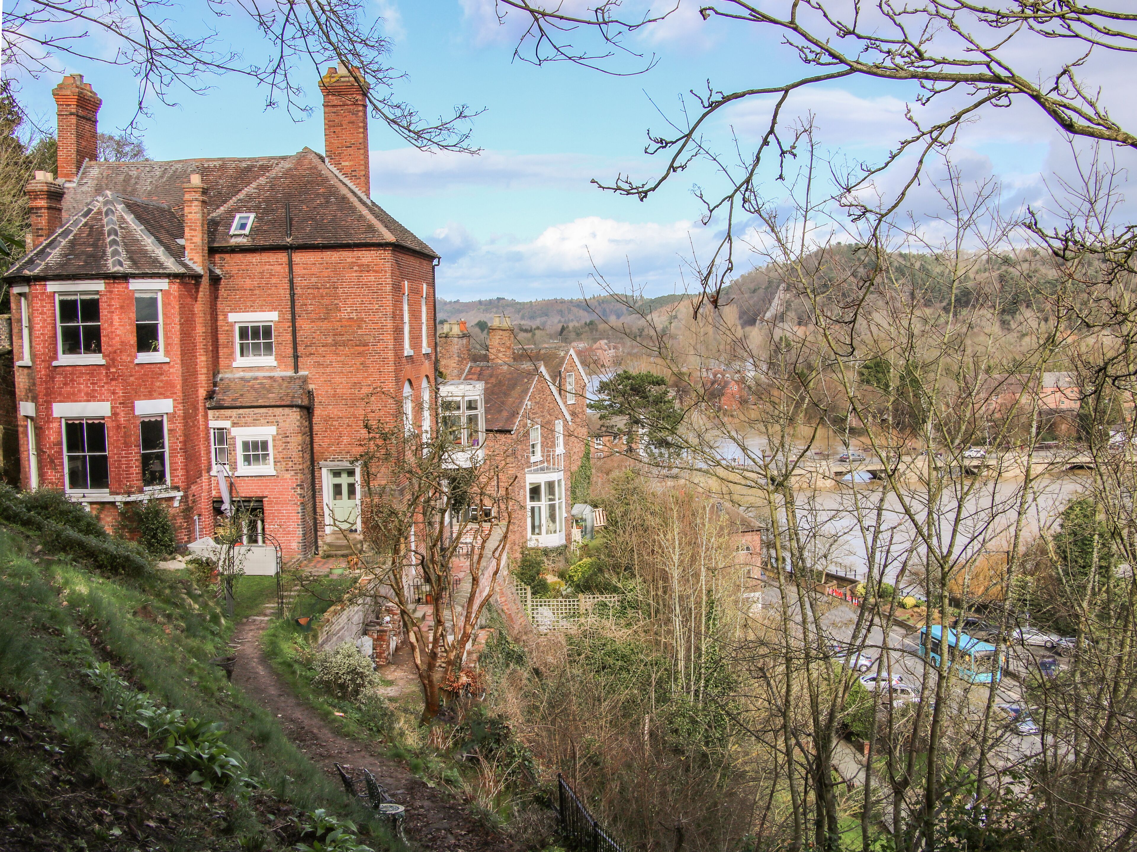 RIVERVIEW APARTMENT, character holiday cottage in Bridgnorth