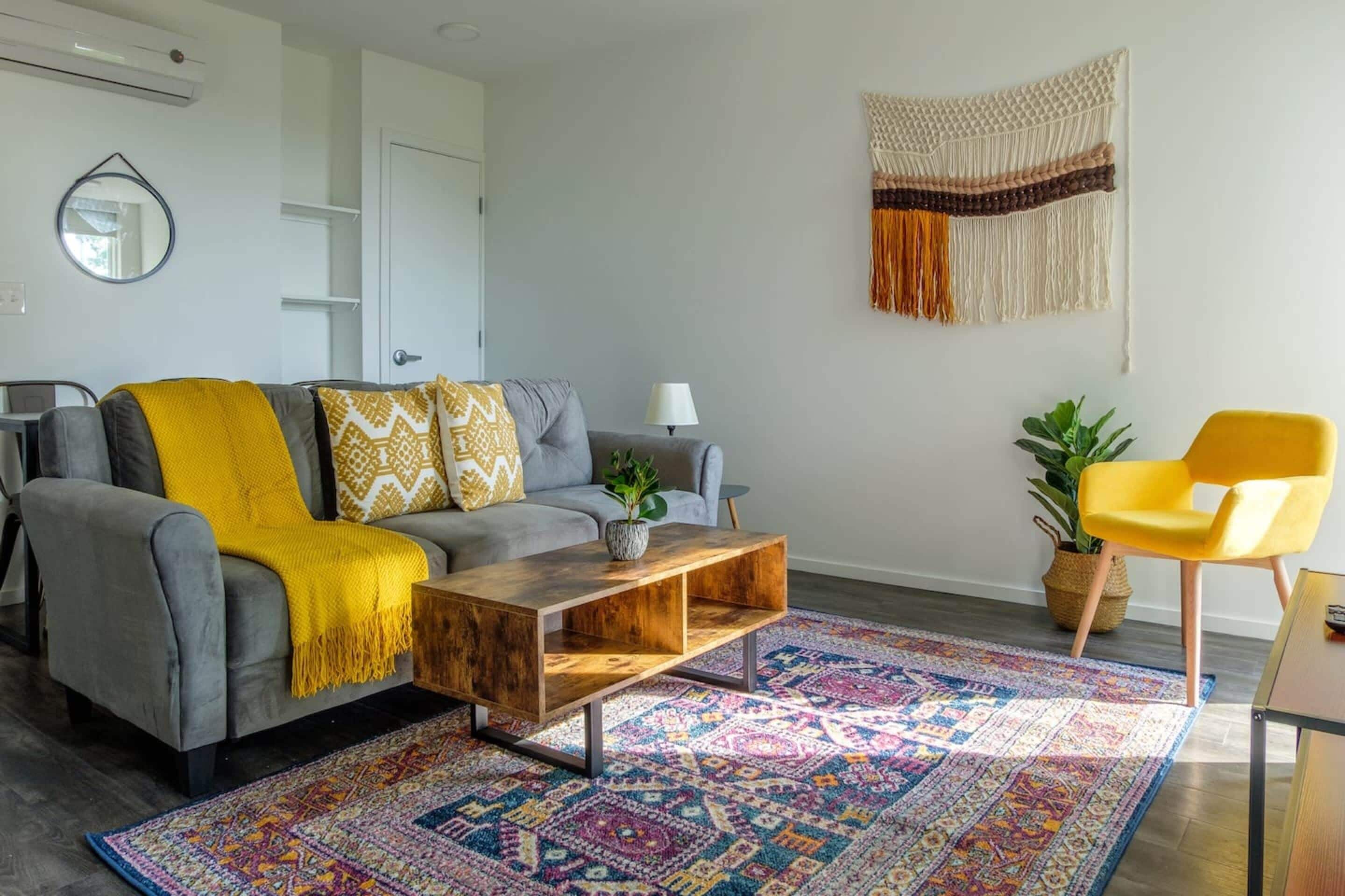 FRONTDESK Fairfax Flats West End Nashville