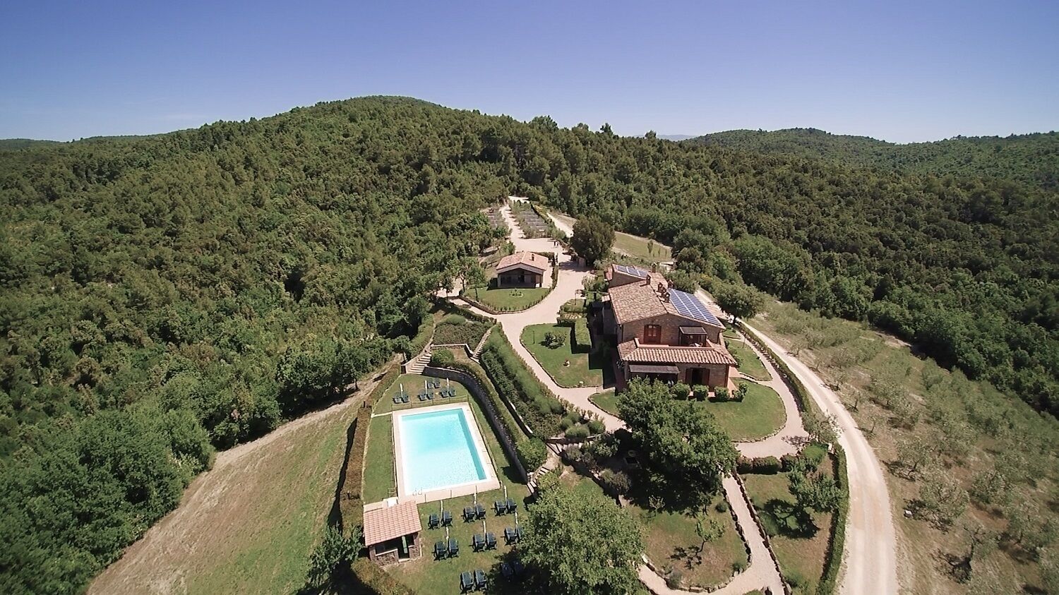 Forte Sorgnano | Farmhouse with pool