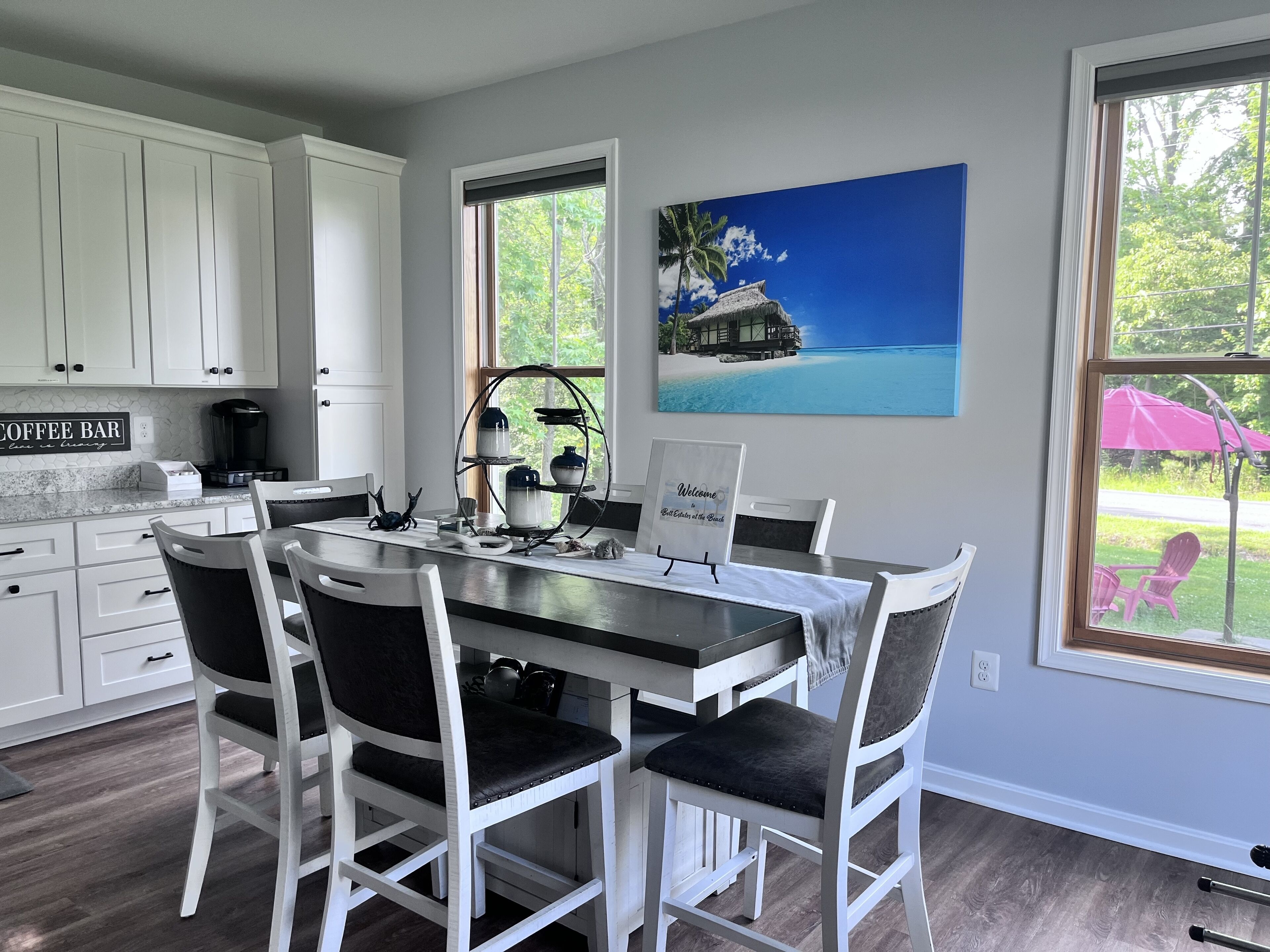 Bell Estates-Brand New Bay View, Beautiful Cottage