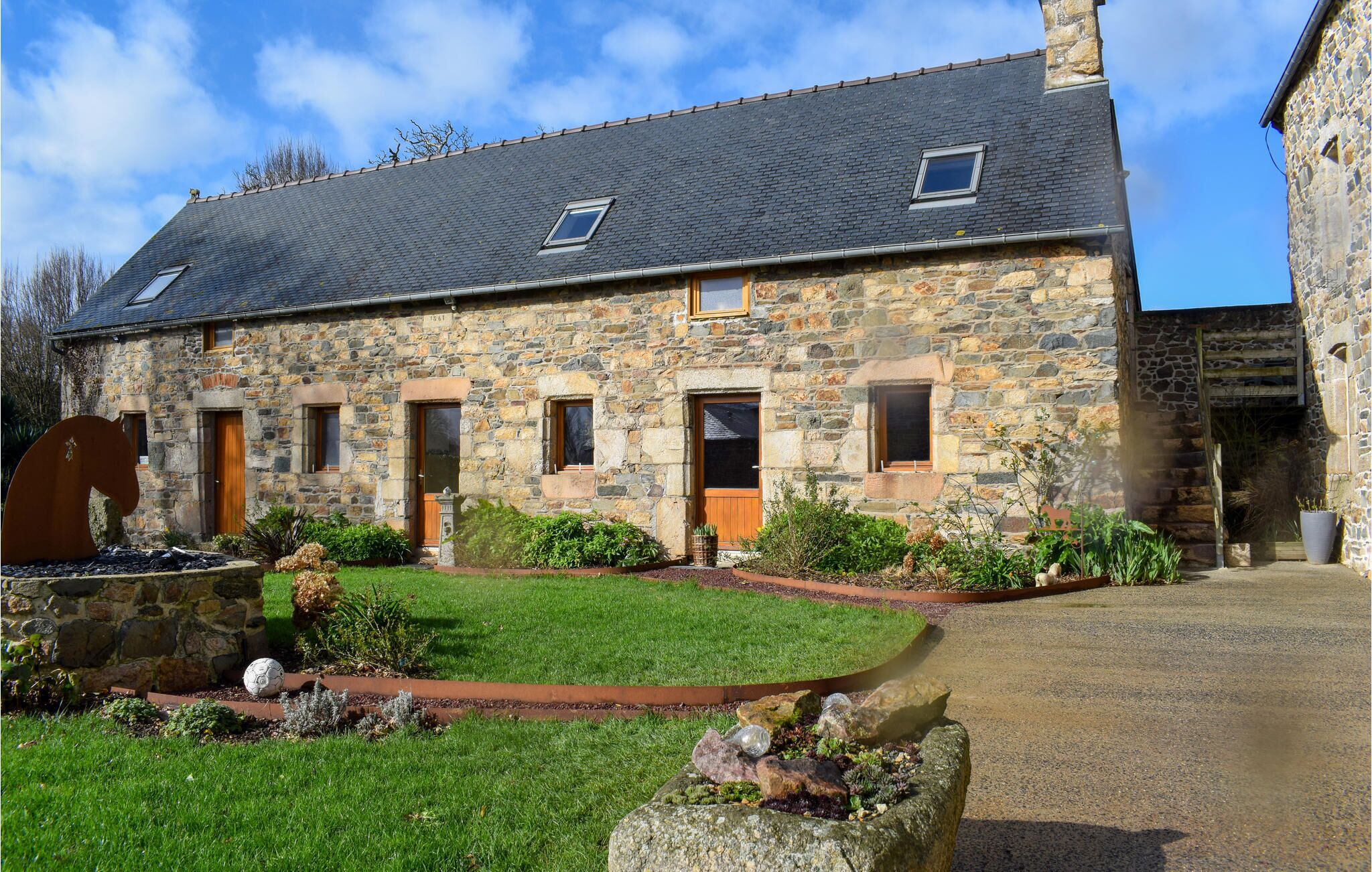 Charming apartment near the coast of Brittany