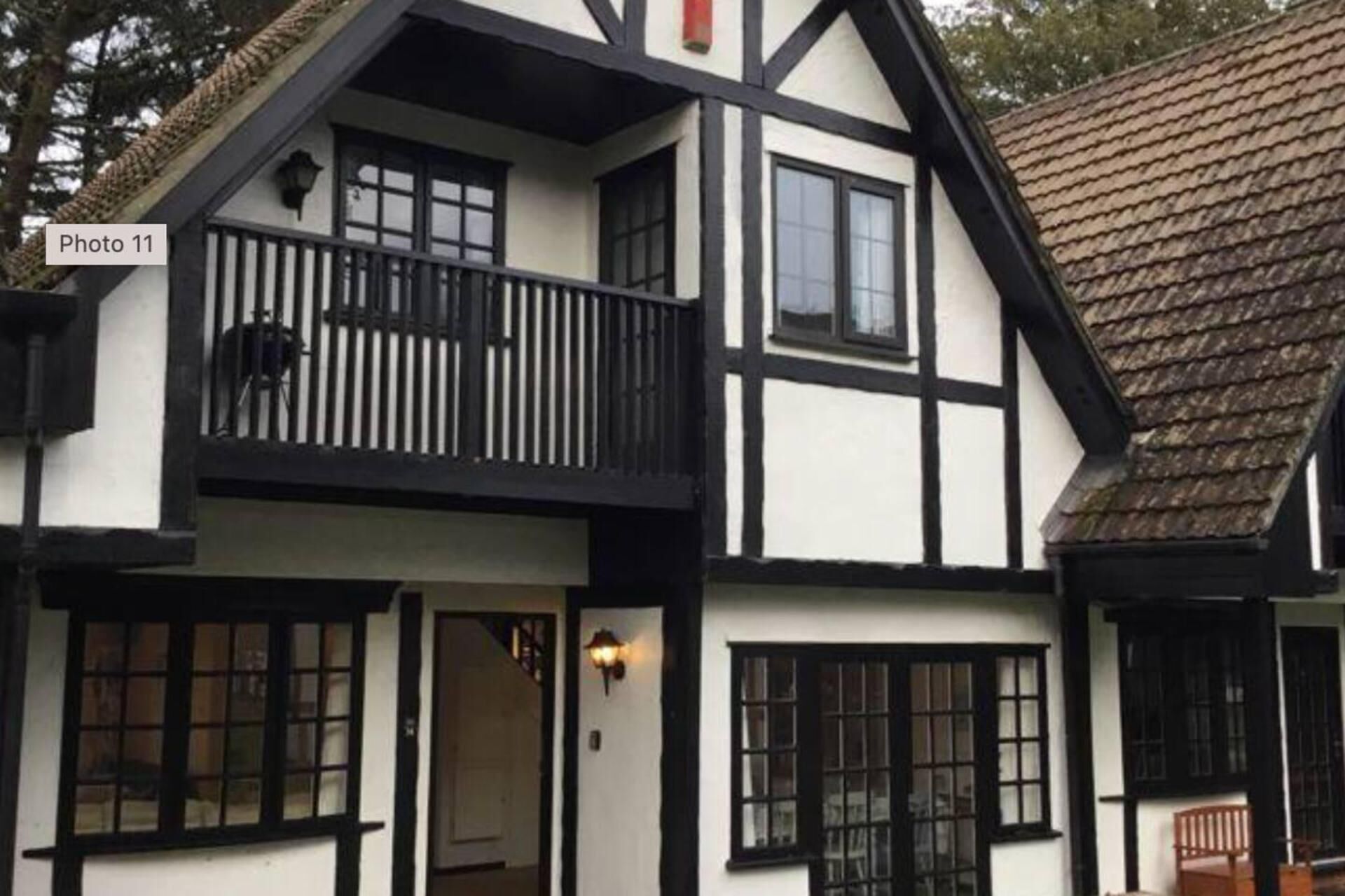 Tudor Cottage, Hayle - A Family & Pooch Favourite