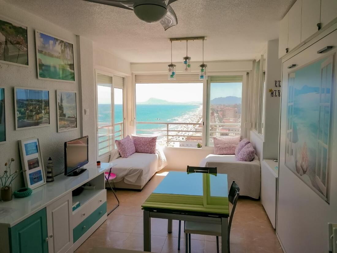 A Corner in the sea apartment with spectacular seaview
