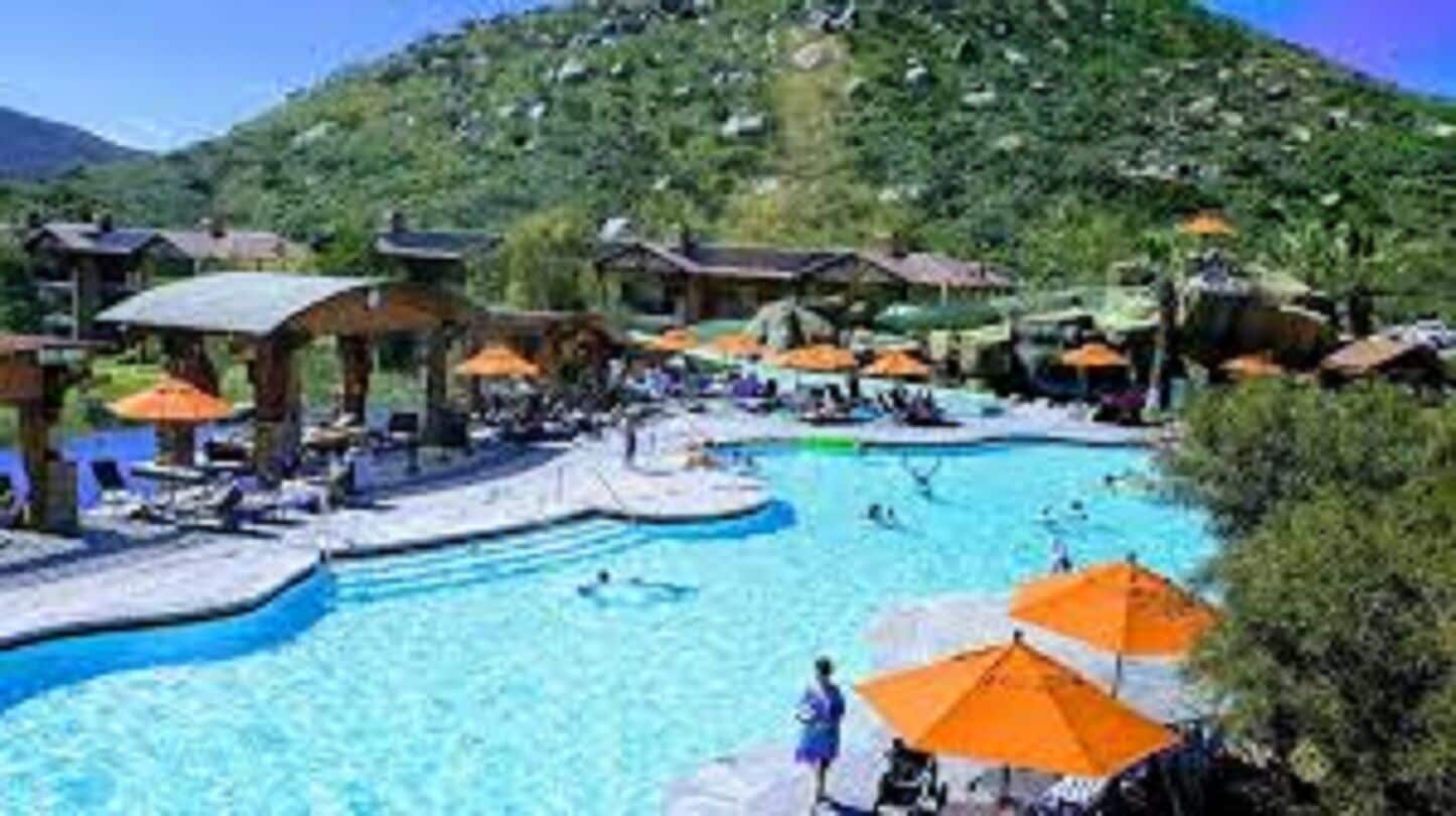 Family resort condo with many amenities, close to beaches, etc