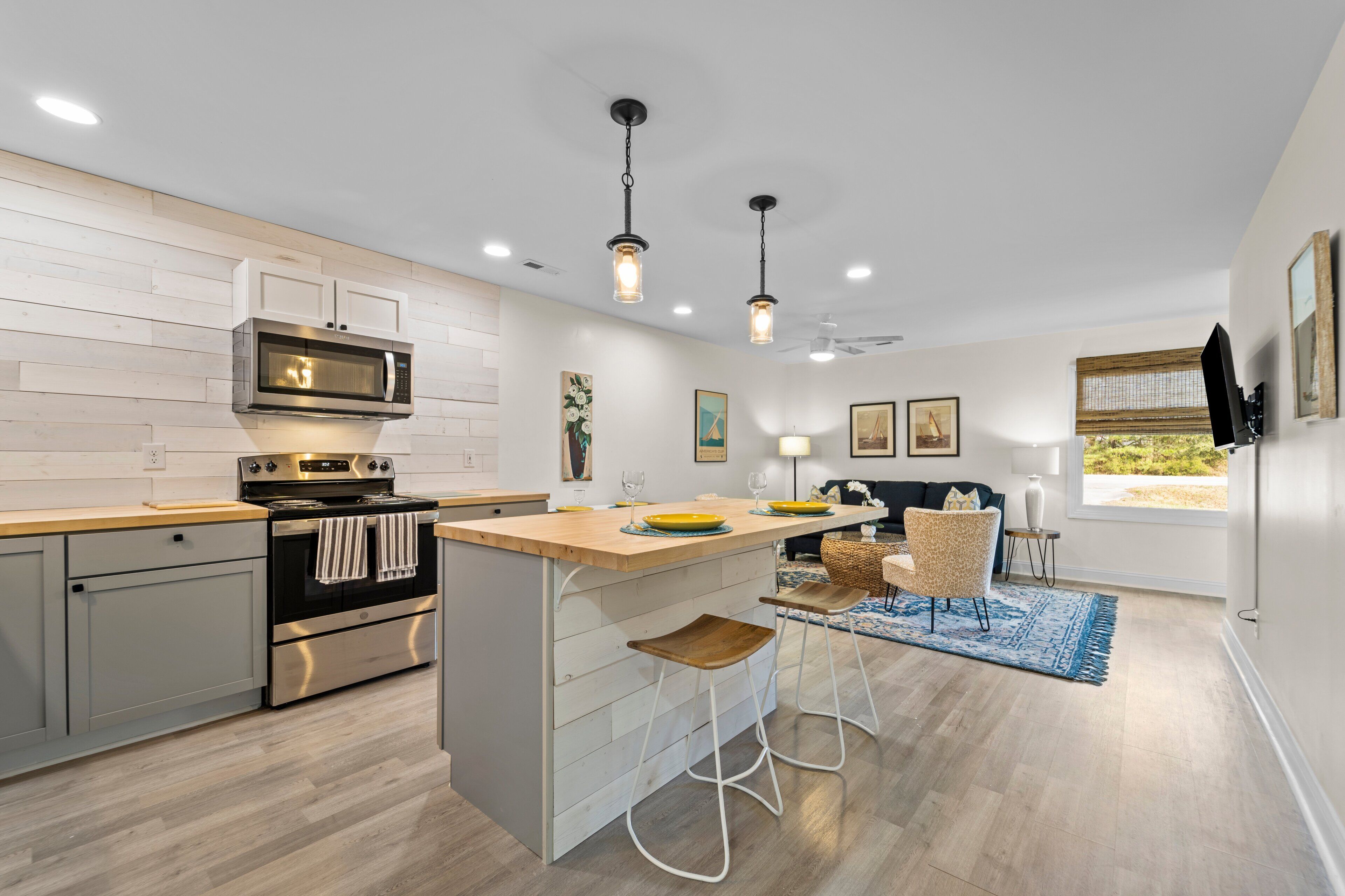 Entire Suite | Walk & Bike to Everything!