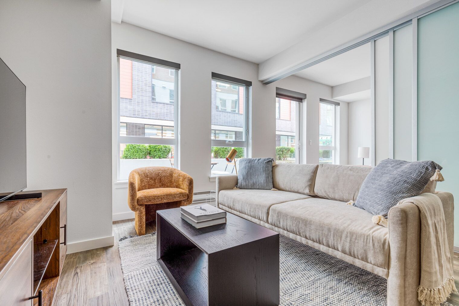 Classic Ballard 1BR w/ BBQ, Lounge & W/D, onsite retail, by Blueground