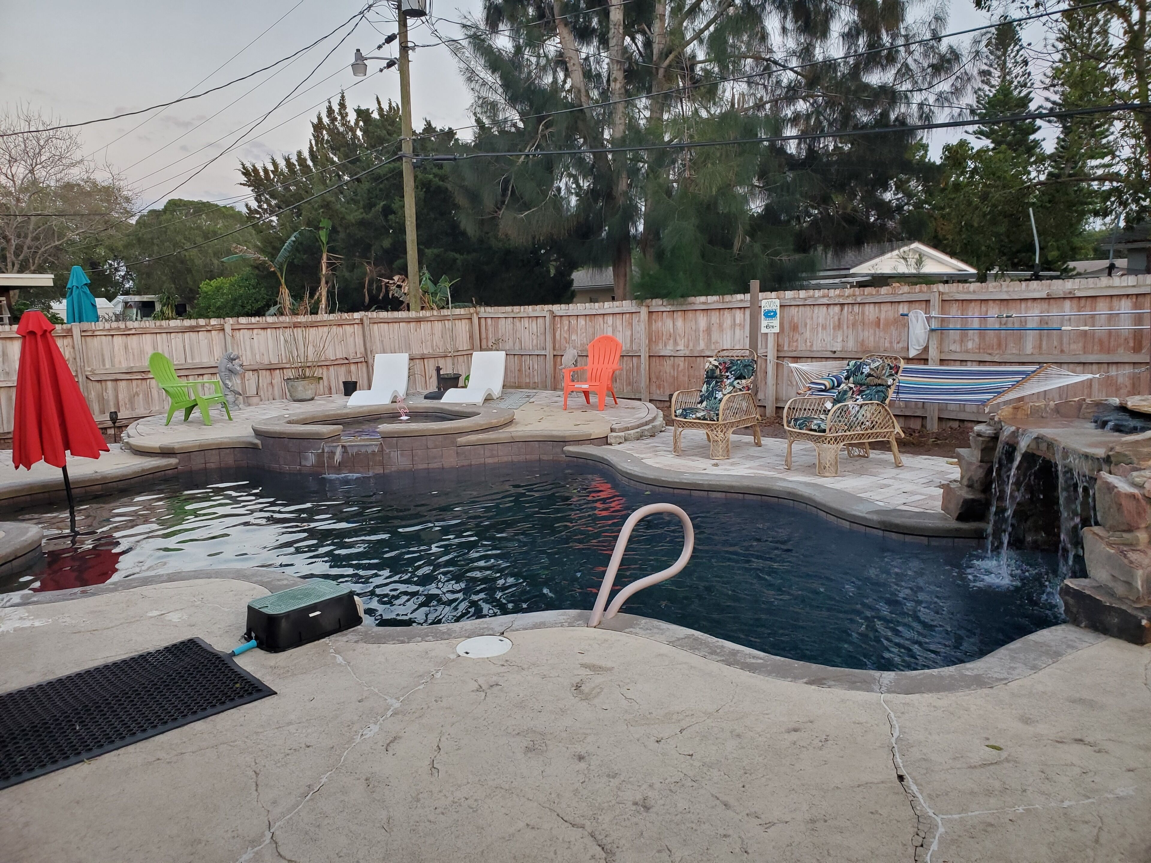 Serene Riverfront Oasis: Saltwater Pool Home near KSC and Cocoa Beach"

