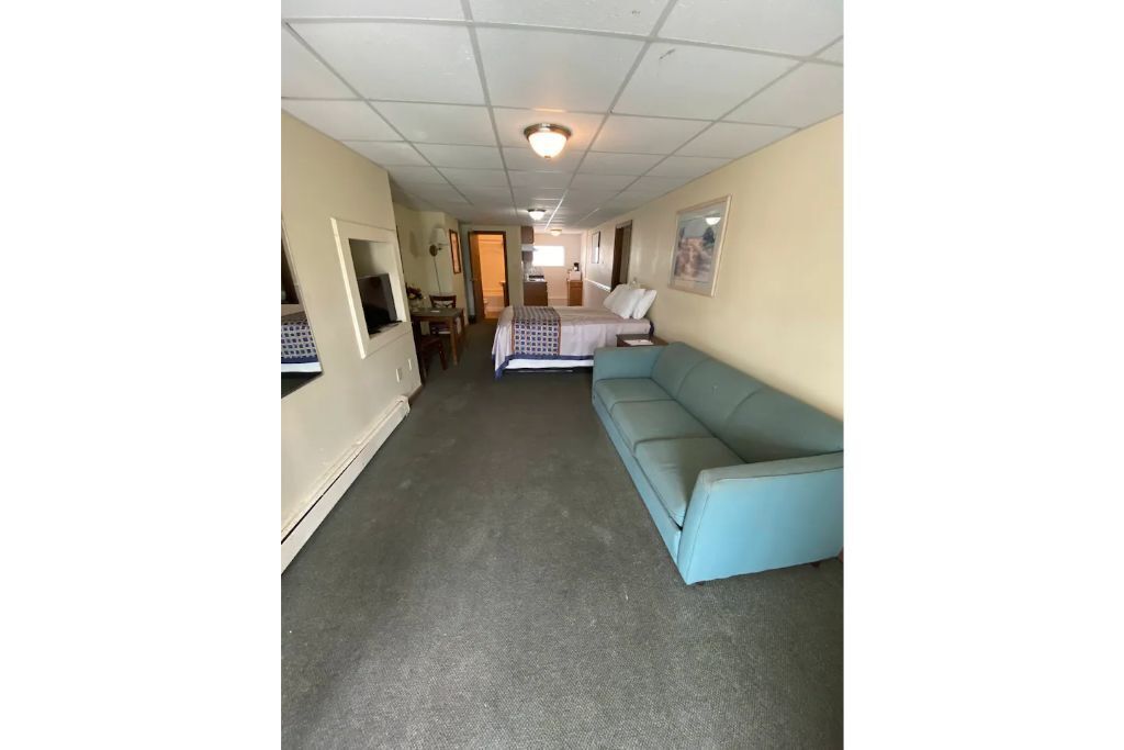 lovely 2-bedrooms with pool # 2