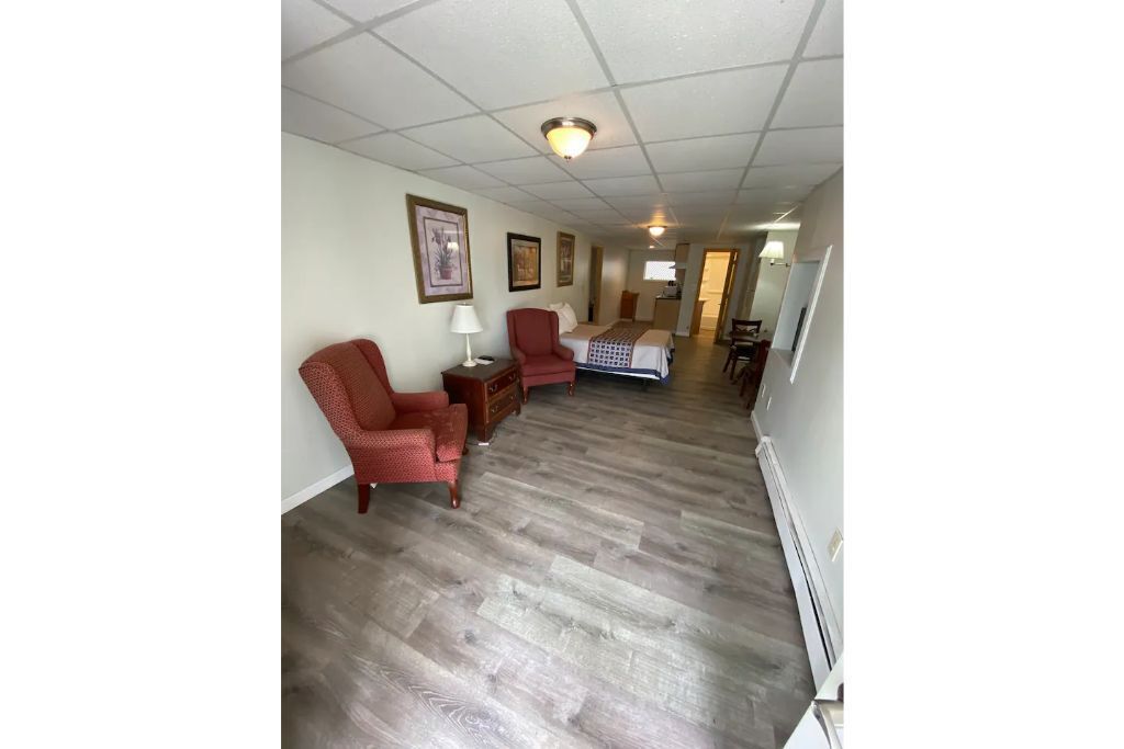 lovely 2-bedrooms with pool #1