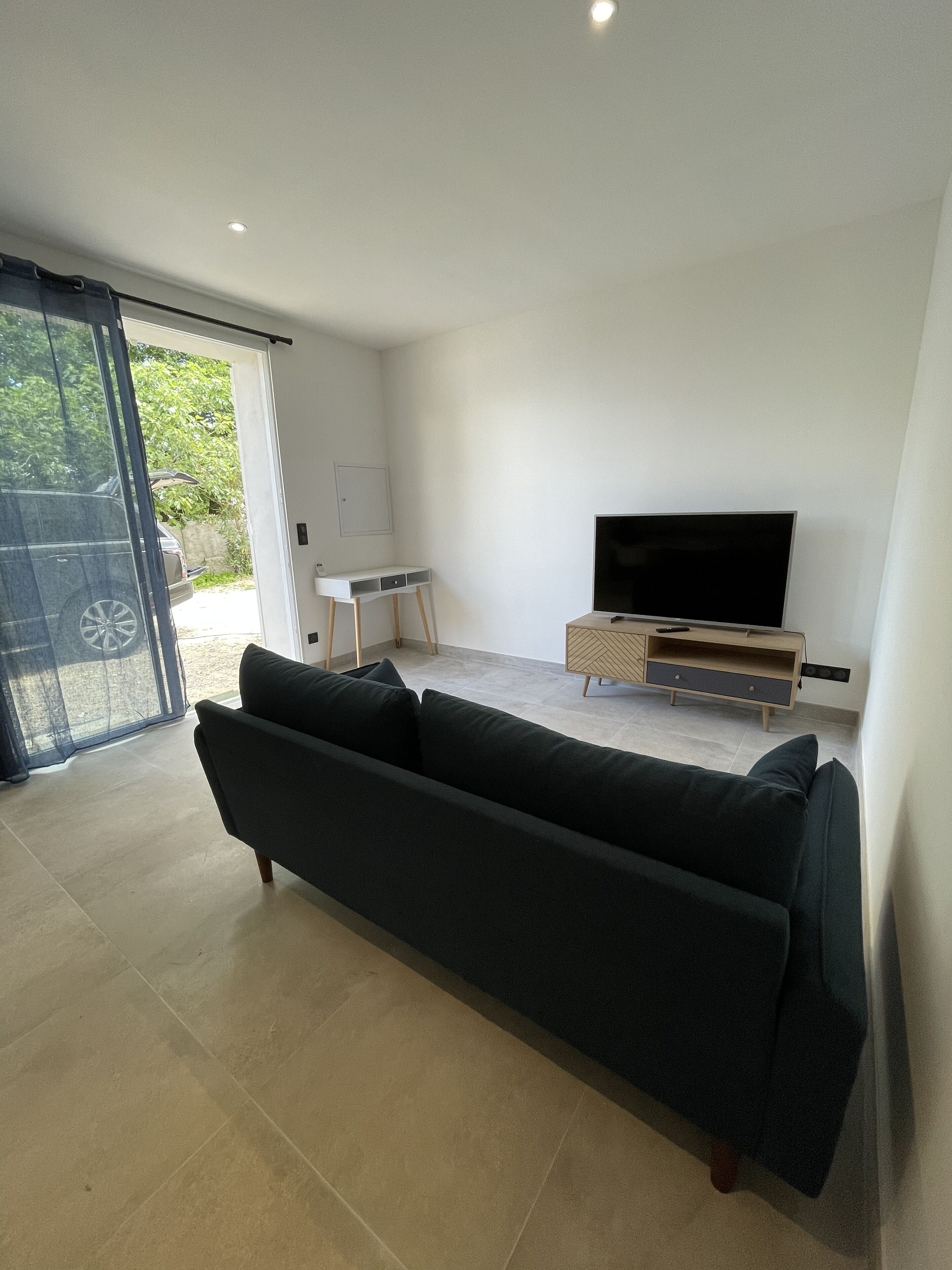 New T2 apartment in private property