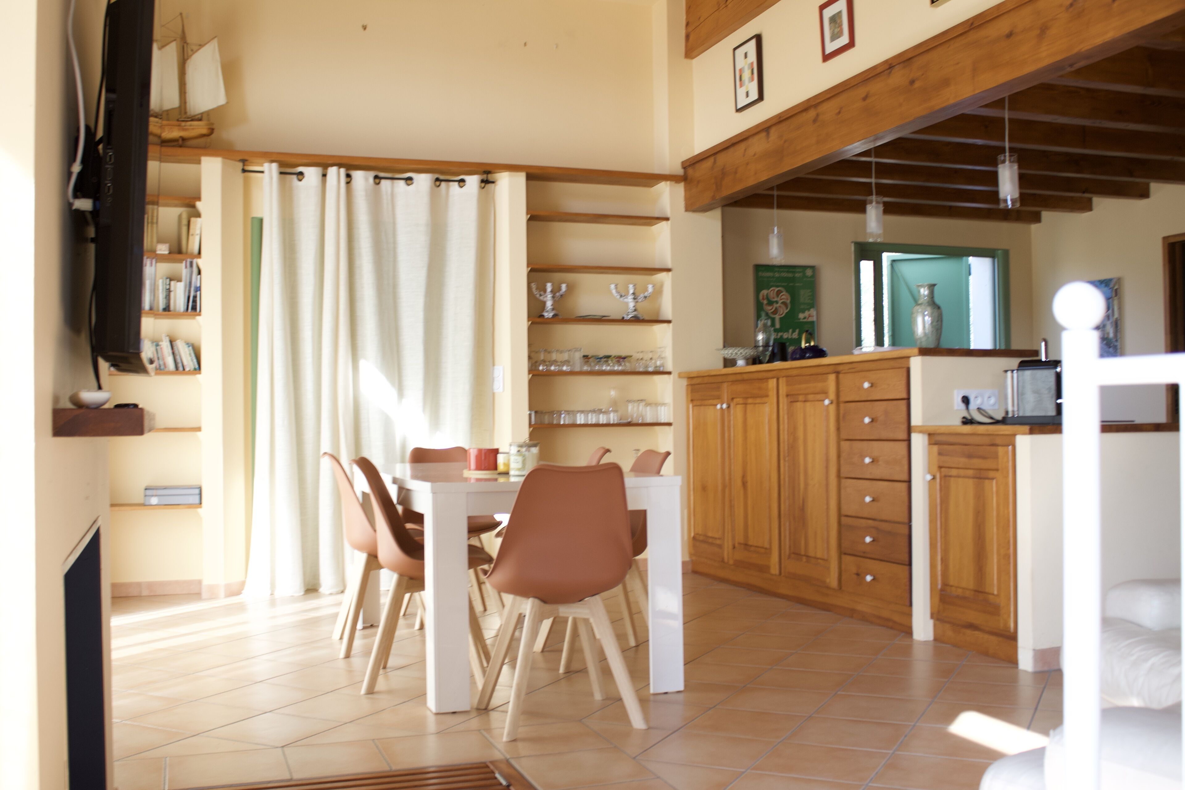 3 bedroom gites -Swimming pool -View of the Orb valley