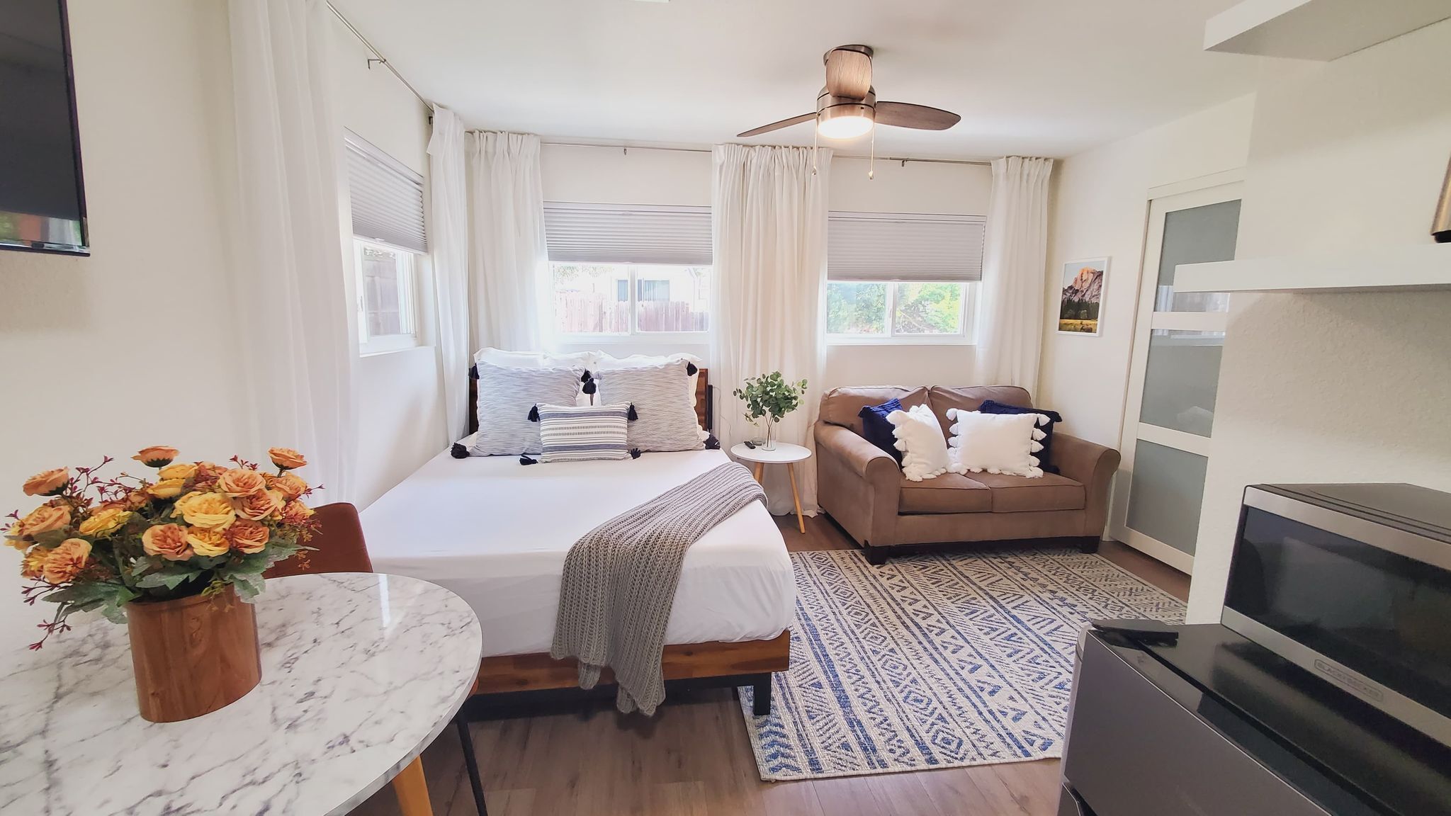 Newly Remodeled Studio in between SF and Napa!