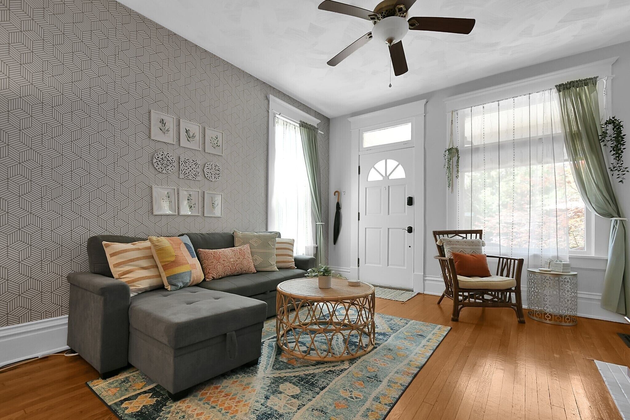 Modern Boho🪴Style 1BR Near DT on Historic Street
