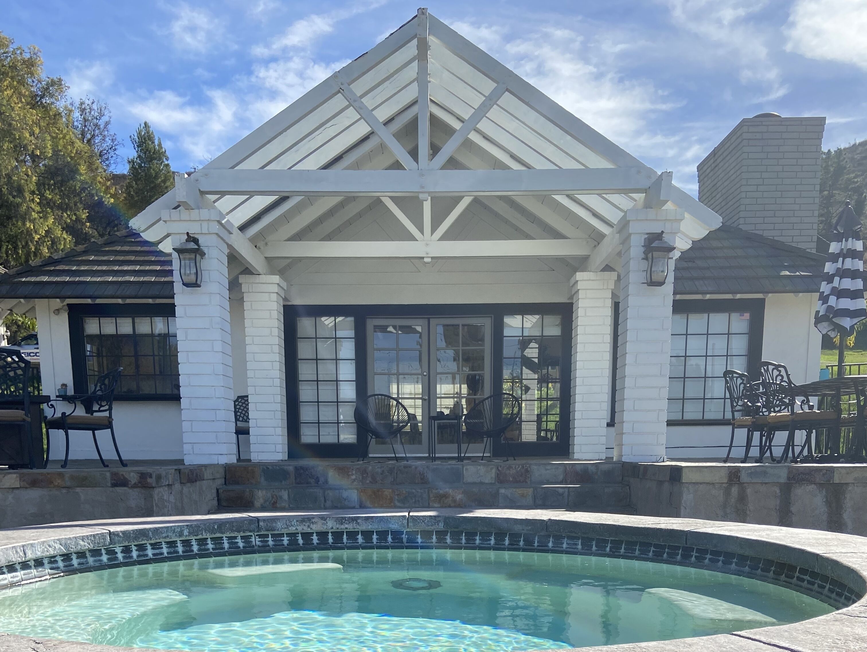 The Pool House at Olive Hill Ranch - w/ pool and hot tub
