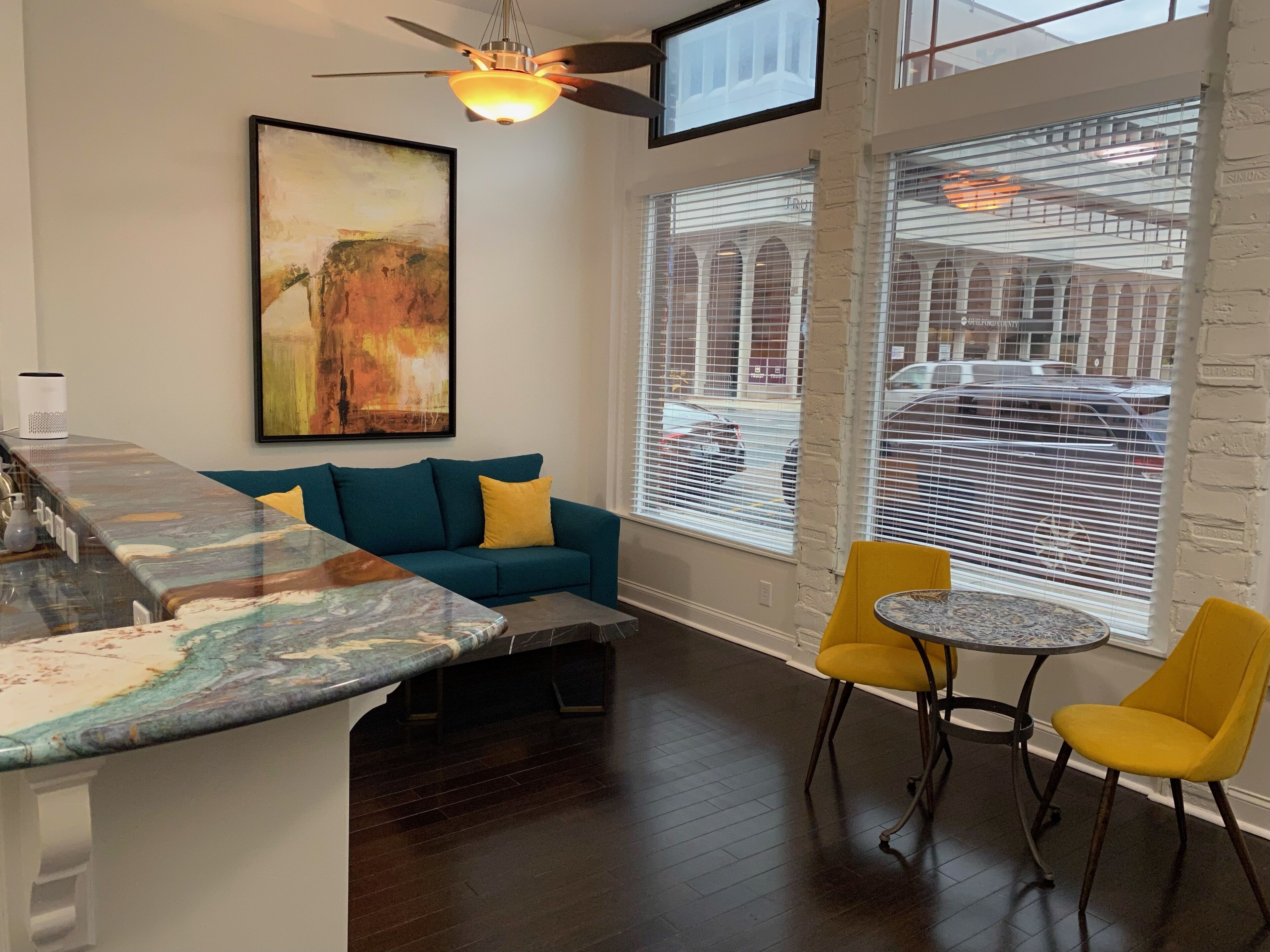 King Bed Huge Windows in the Heart of Downtown Greensboro