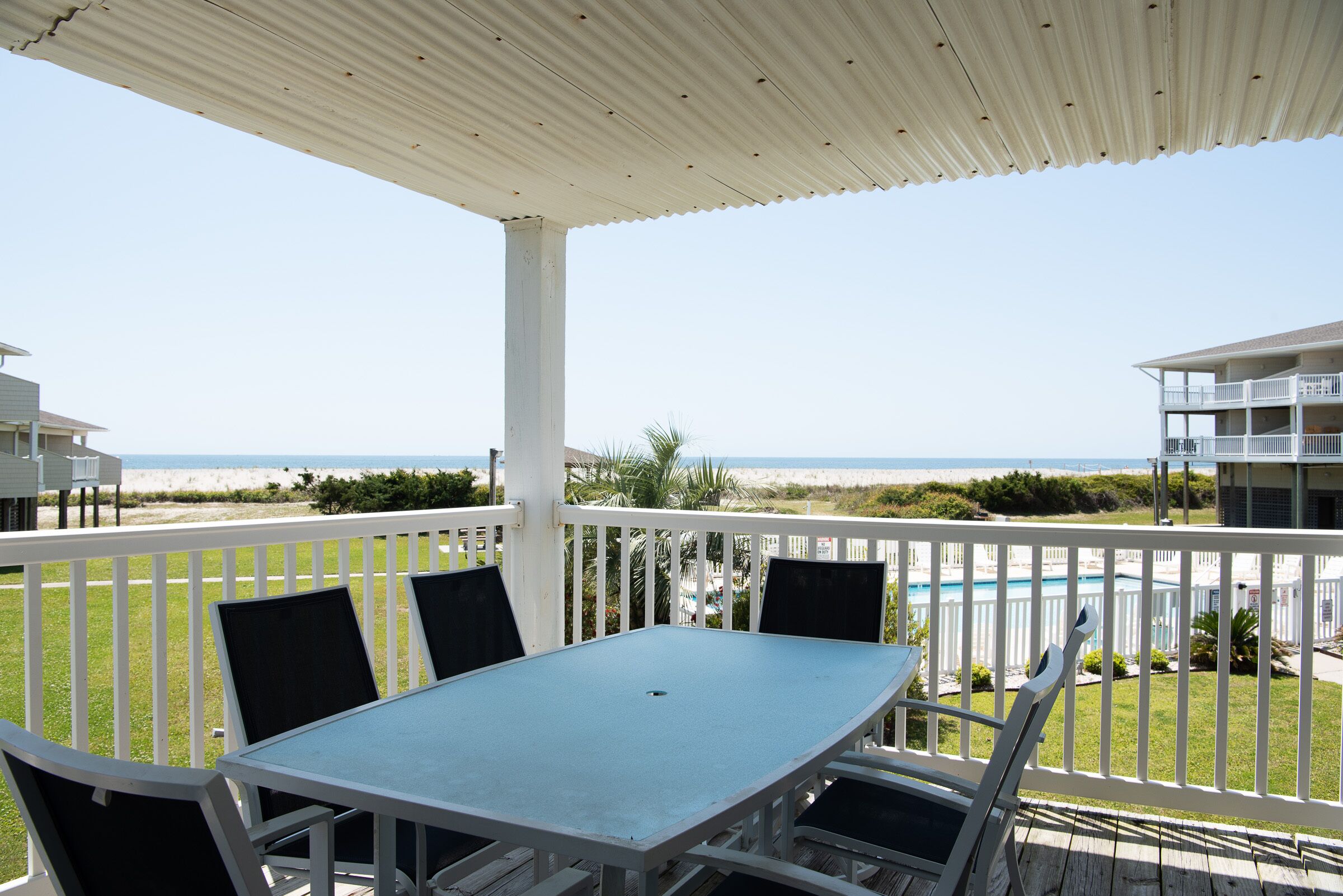 Endless Summer: Oceanfront Condo with Community Pool, Picnic Area