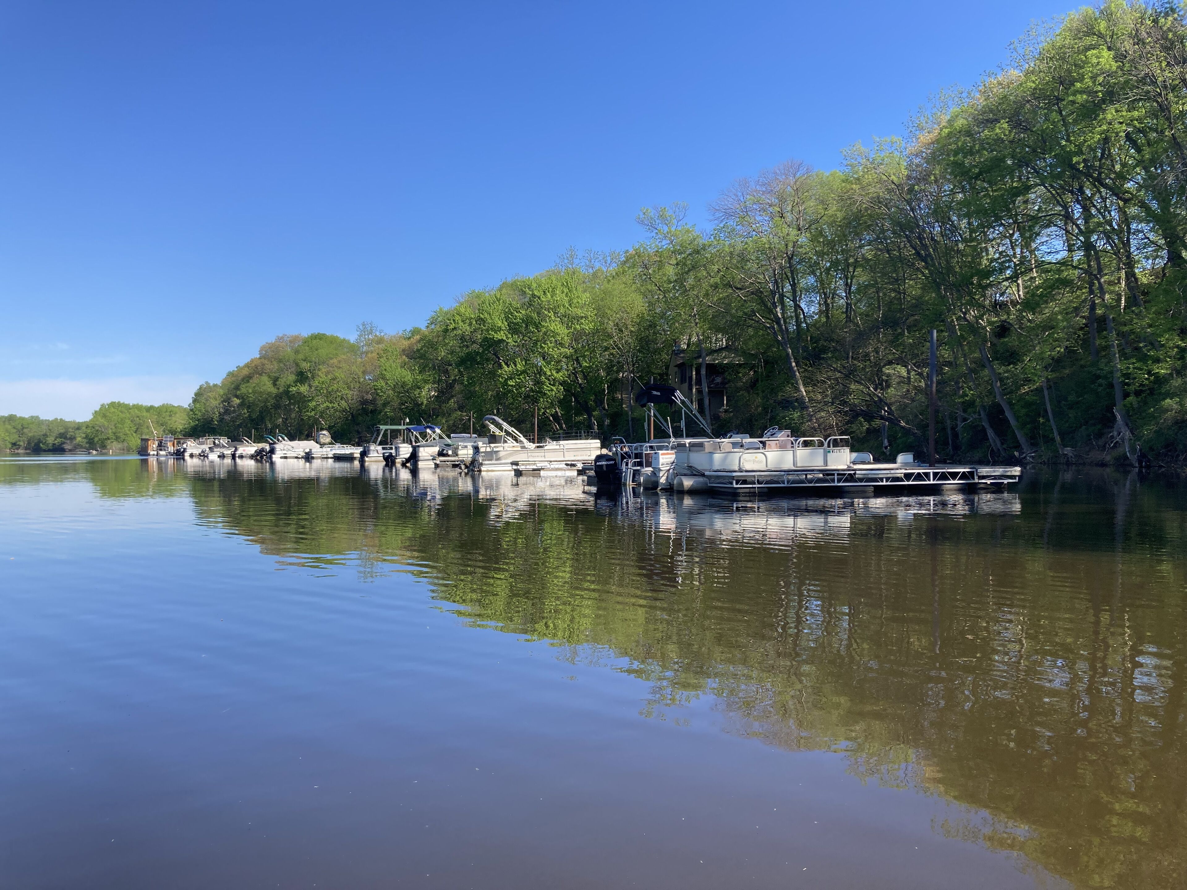 Marina getaway located on the back sloughs of the mighty Mississippi. 