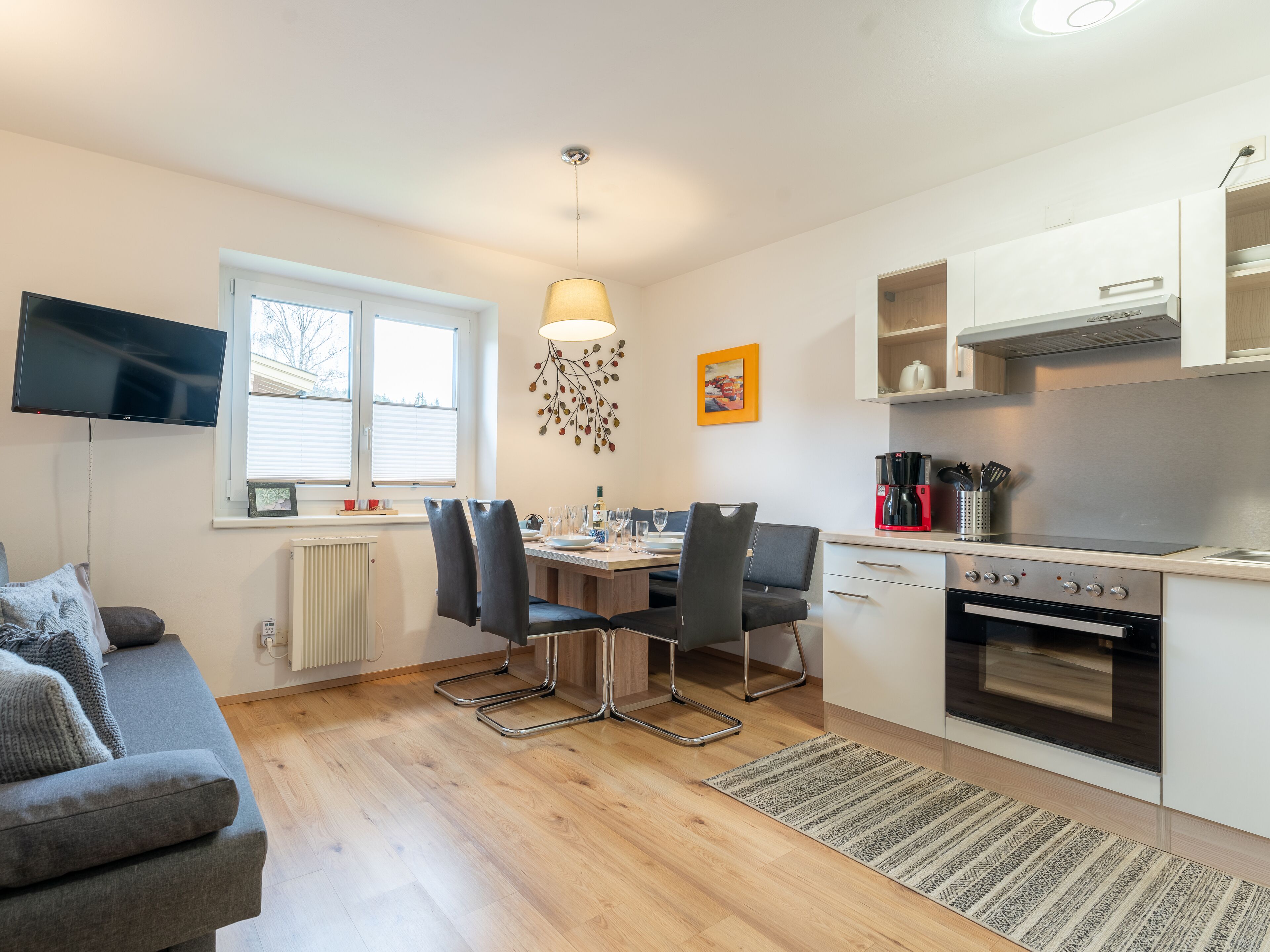 Very well cared flat, within walking distance of the centre