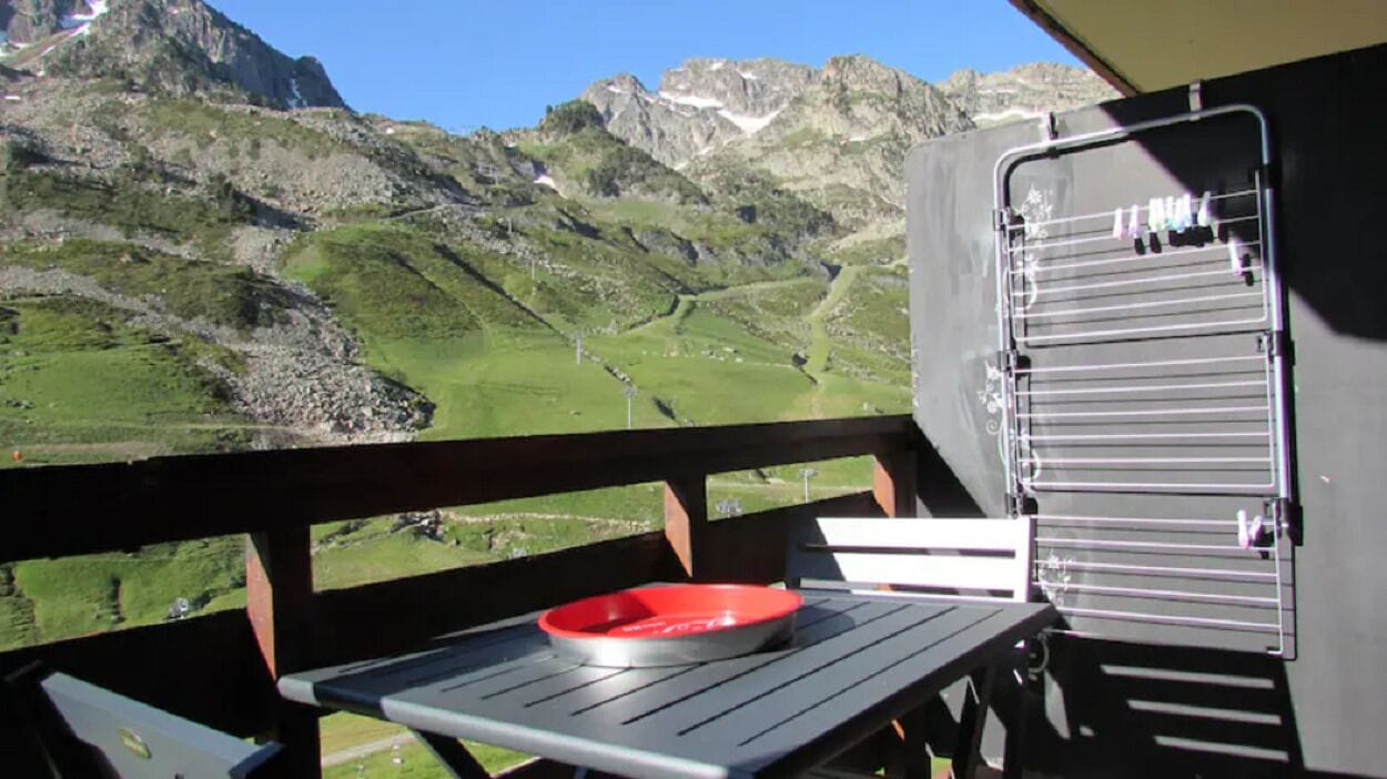 Studio 4/5 people at the foot of the slopes
