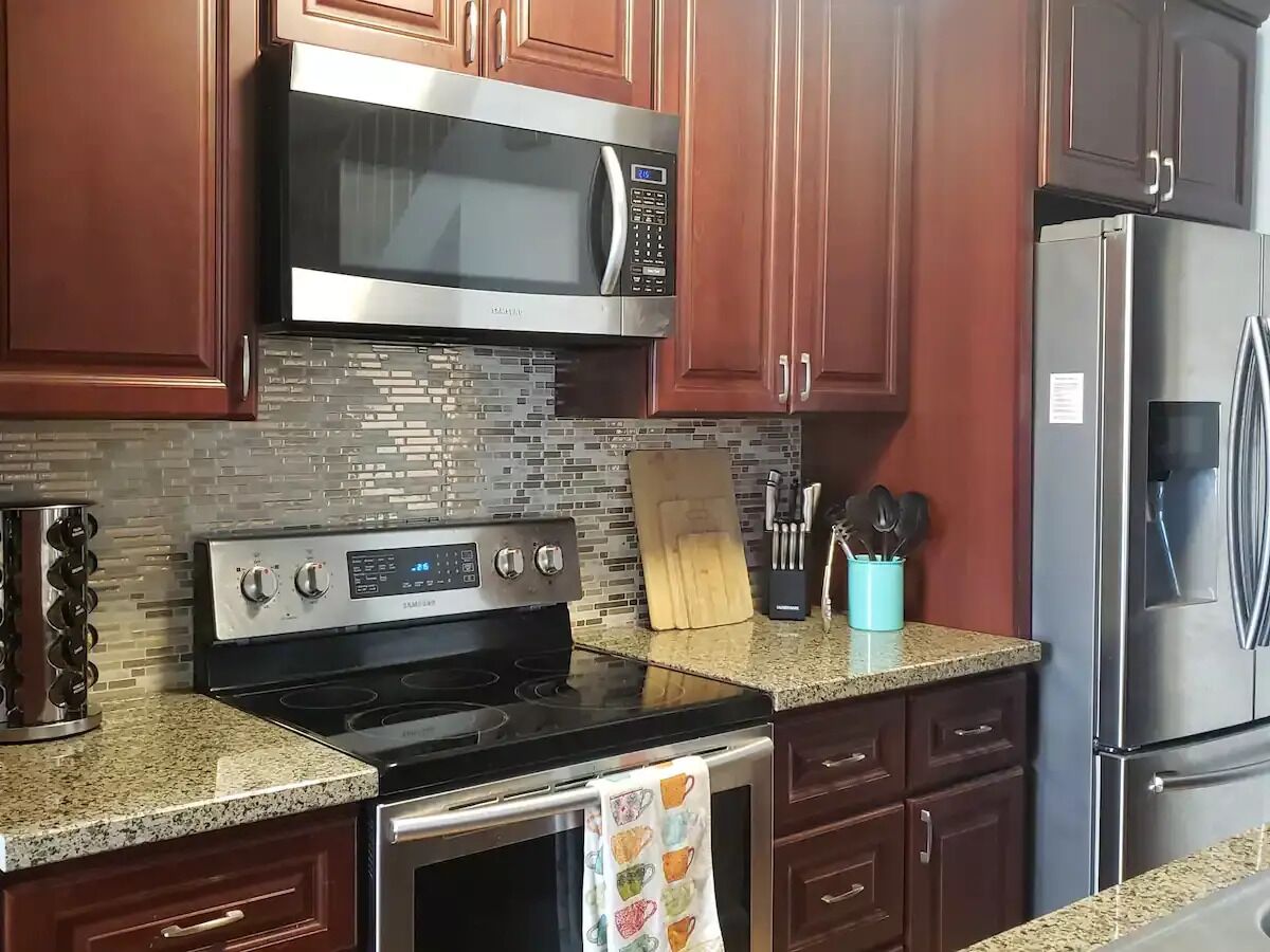 Historic Niles Condo Near Bart & Shopping Center