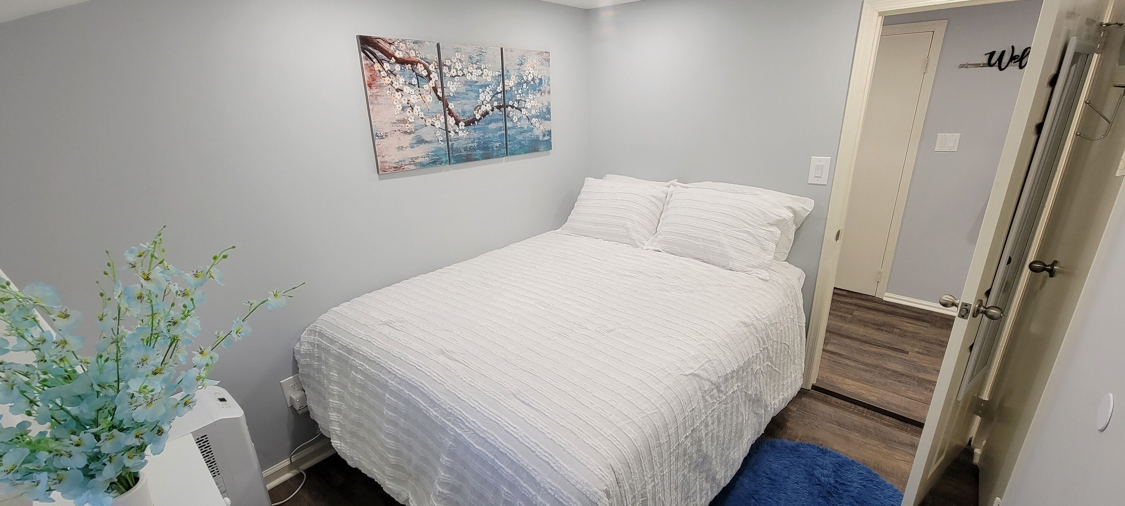 Cheerful 2-Bedroom Apartment with Smart Home Tech.
