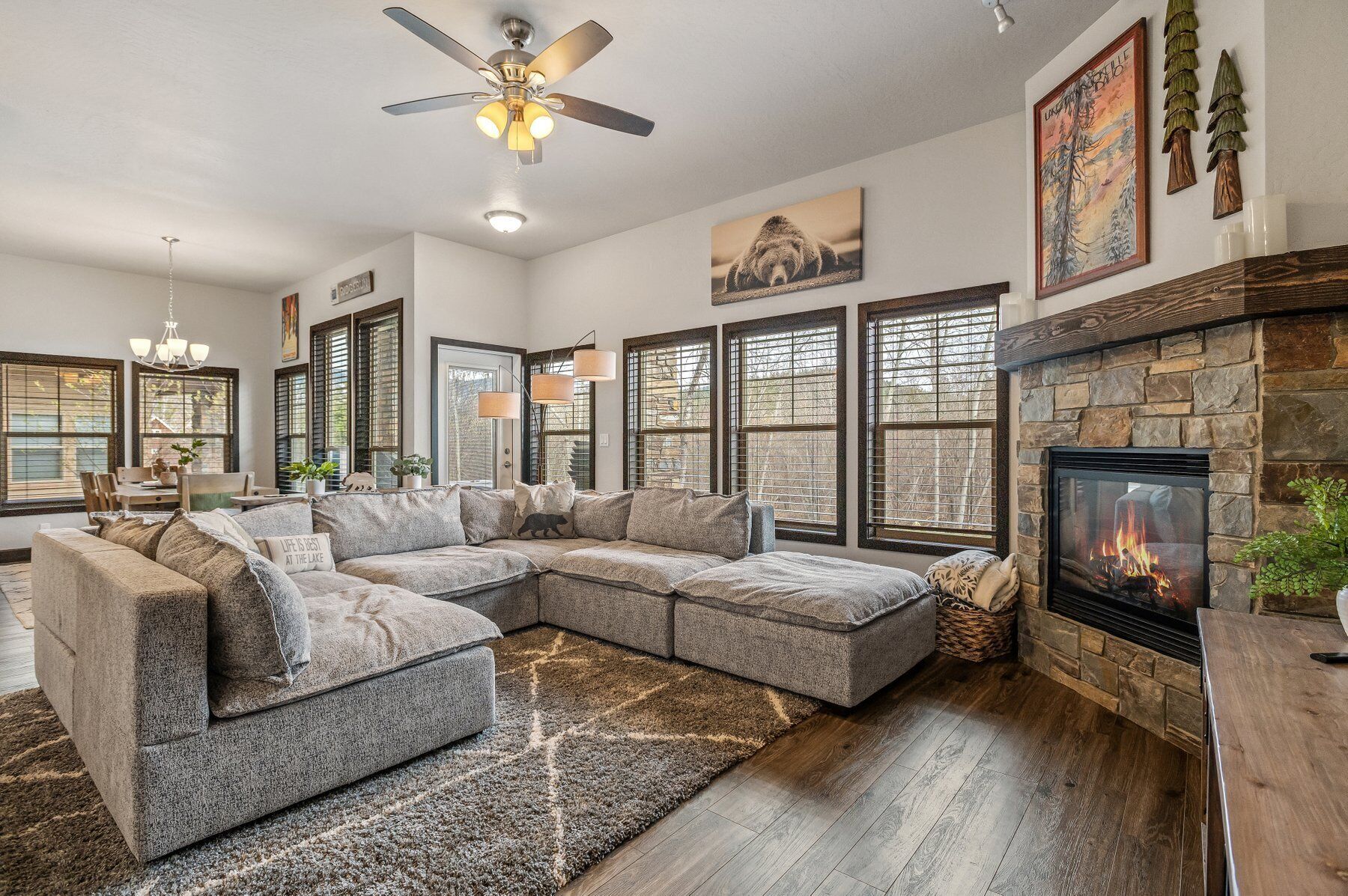 Lazy Bear Lodge - 3 Bedroom 2 Bath Bayside Condo
