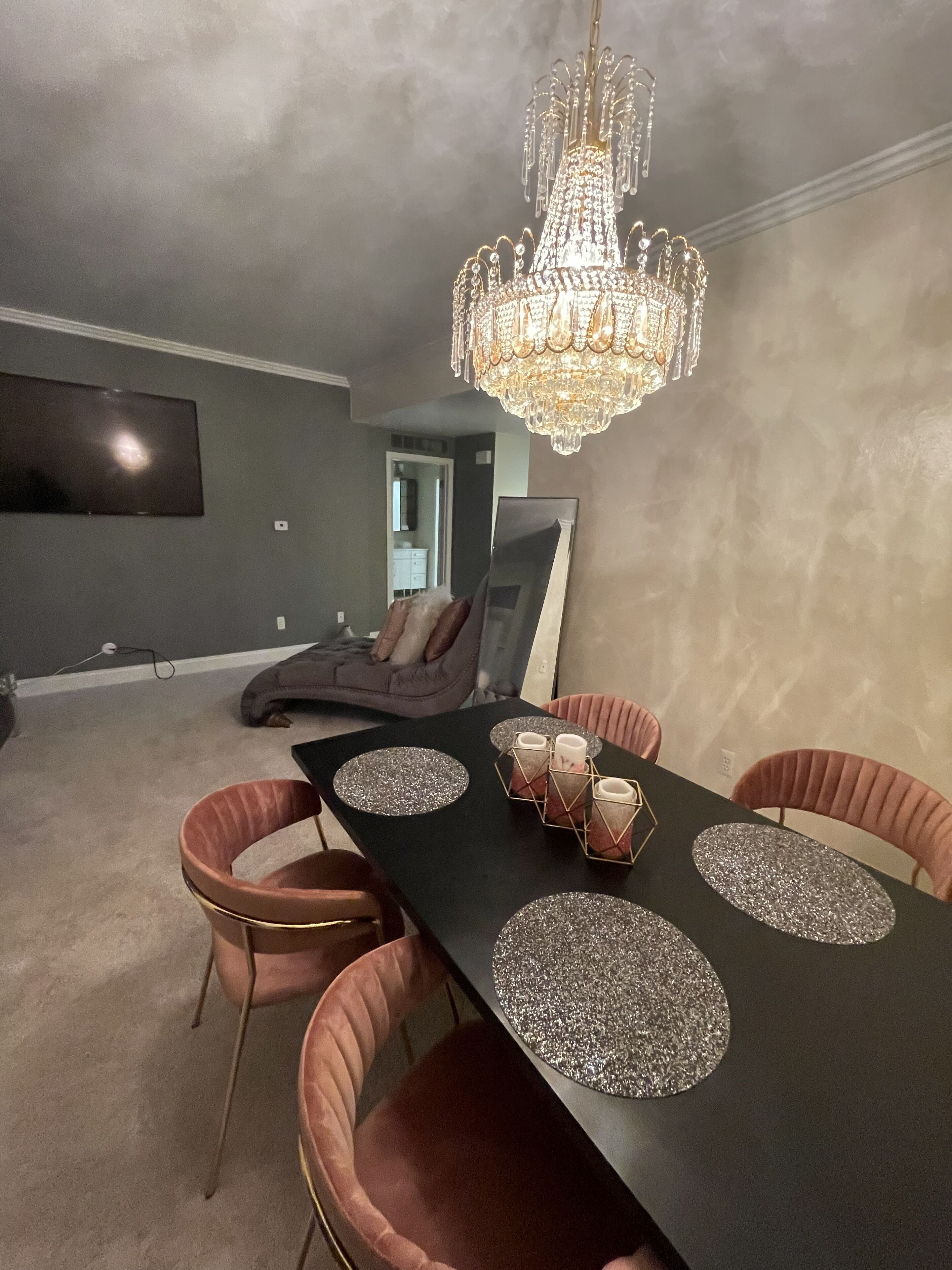 Luxury 2bdrm/2bthrm unit