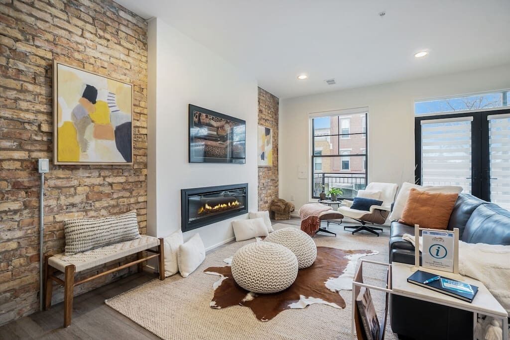 George 201 Charming Condo on 8th w/ Deck
