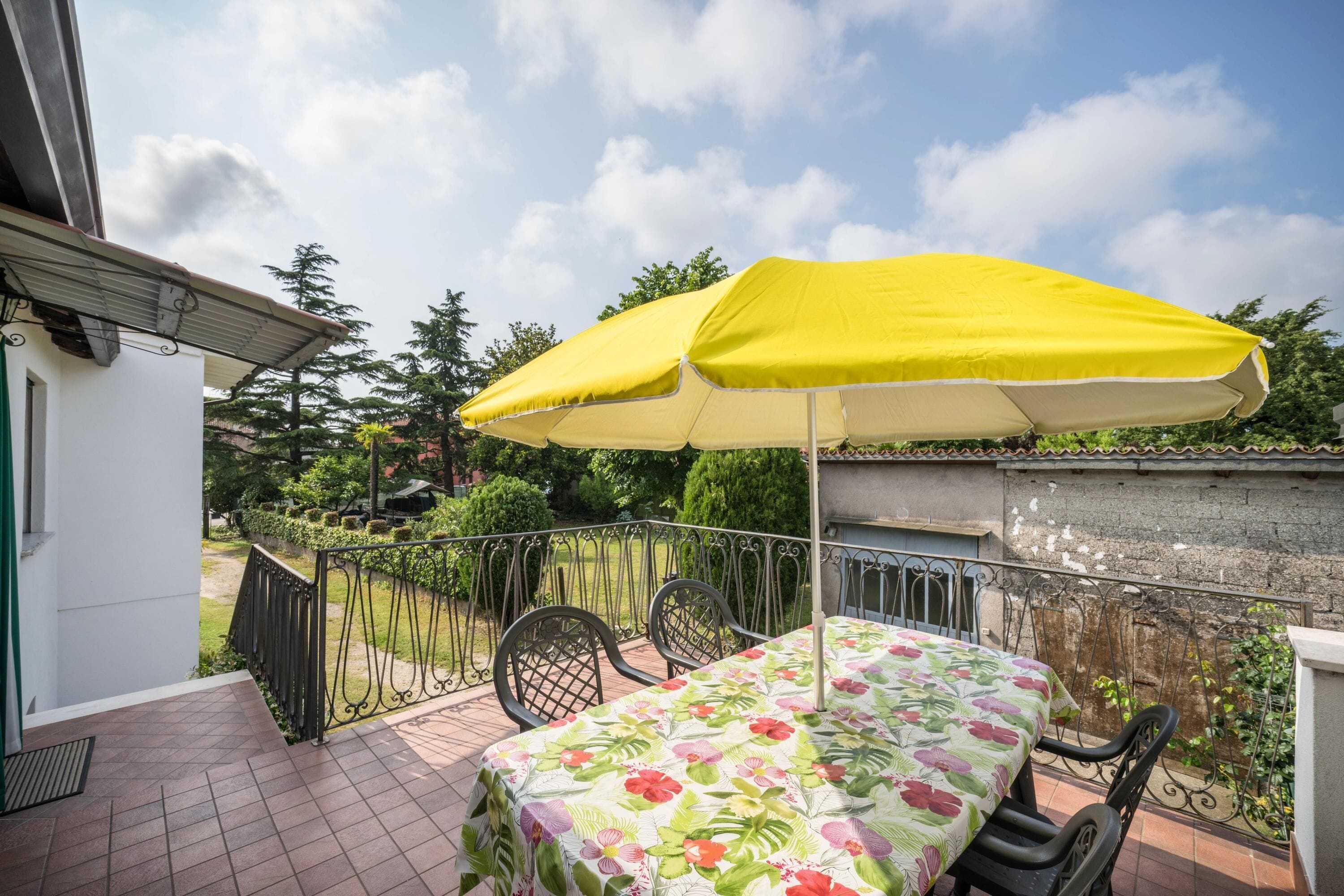 Holiday Home 'Bergamo' with Private Terrace, Balcony & Wi-Fi