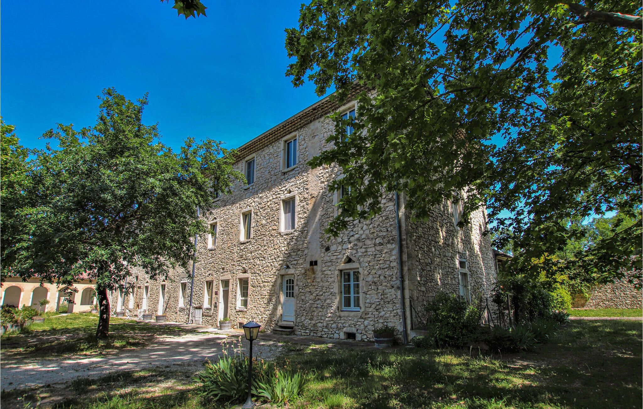 Welcome to the south of the Drôme Provençale!