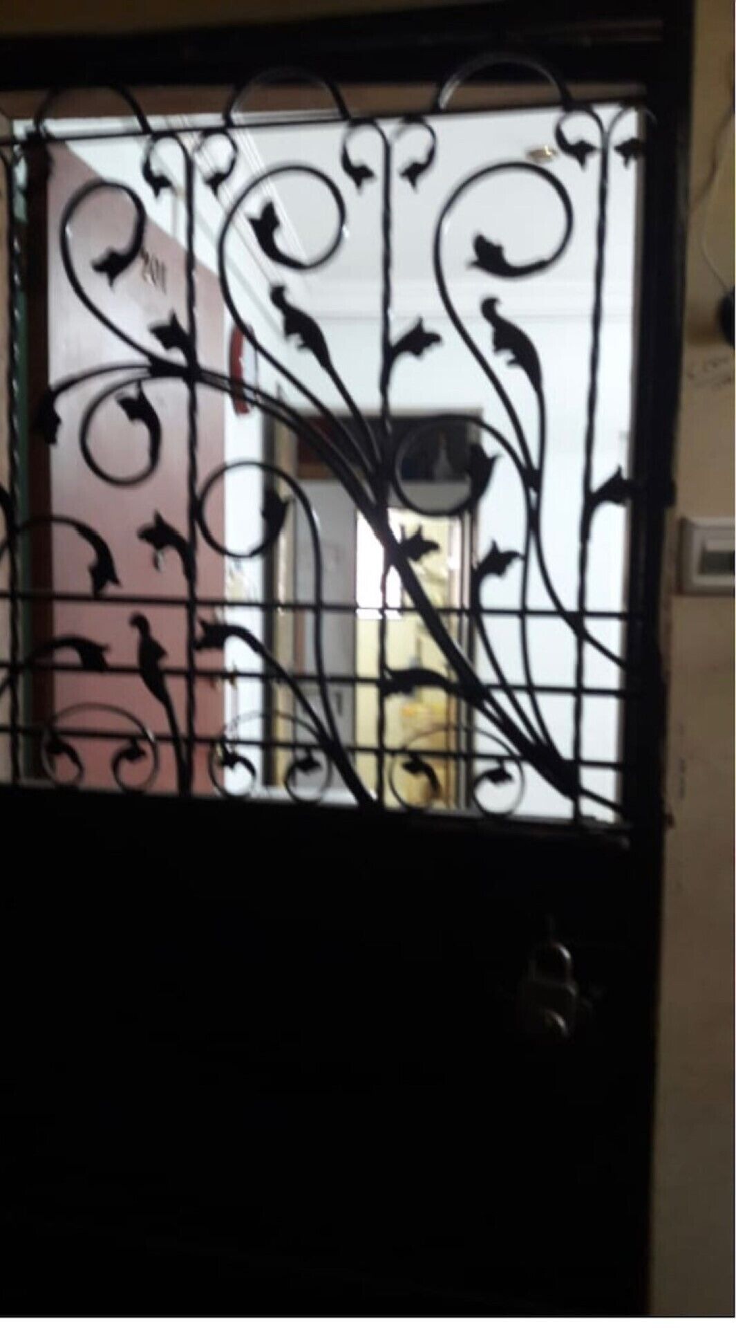 Nice apartment in south central Mumbai