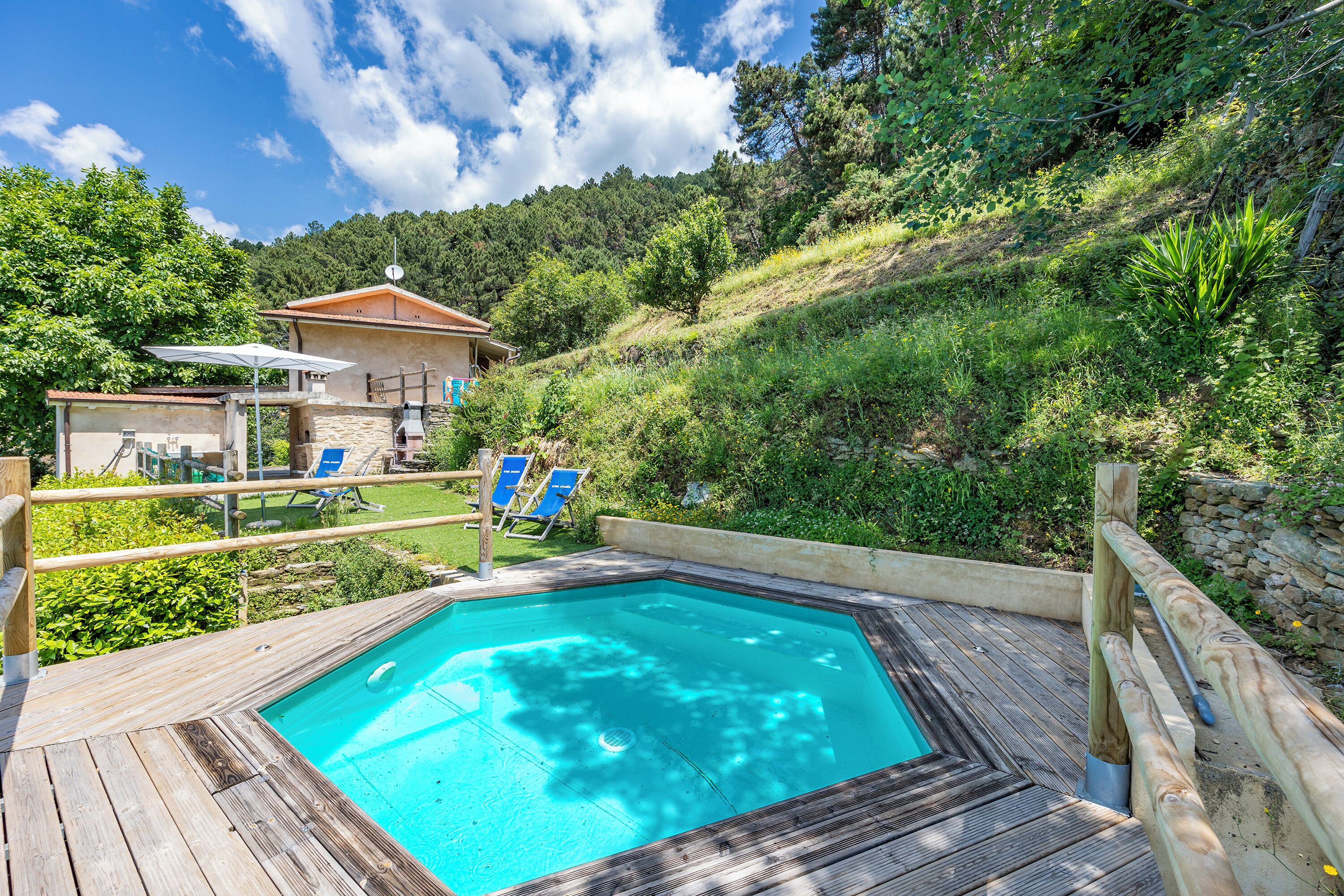 Casa Davide With Pool, Pietrasanta, Italy