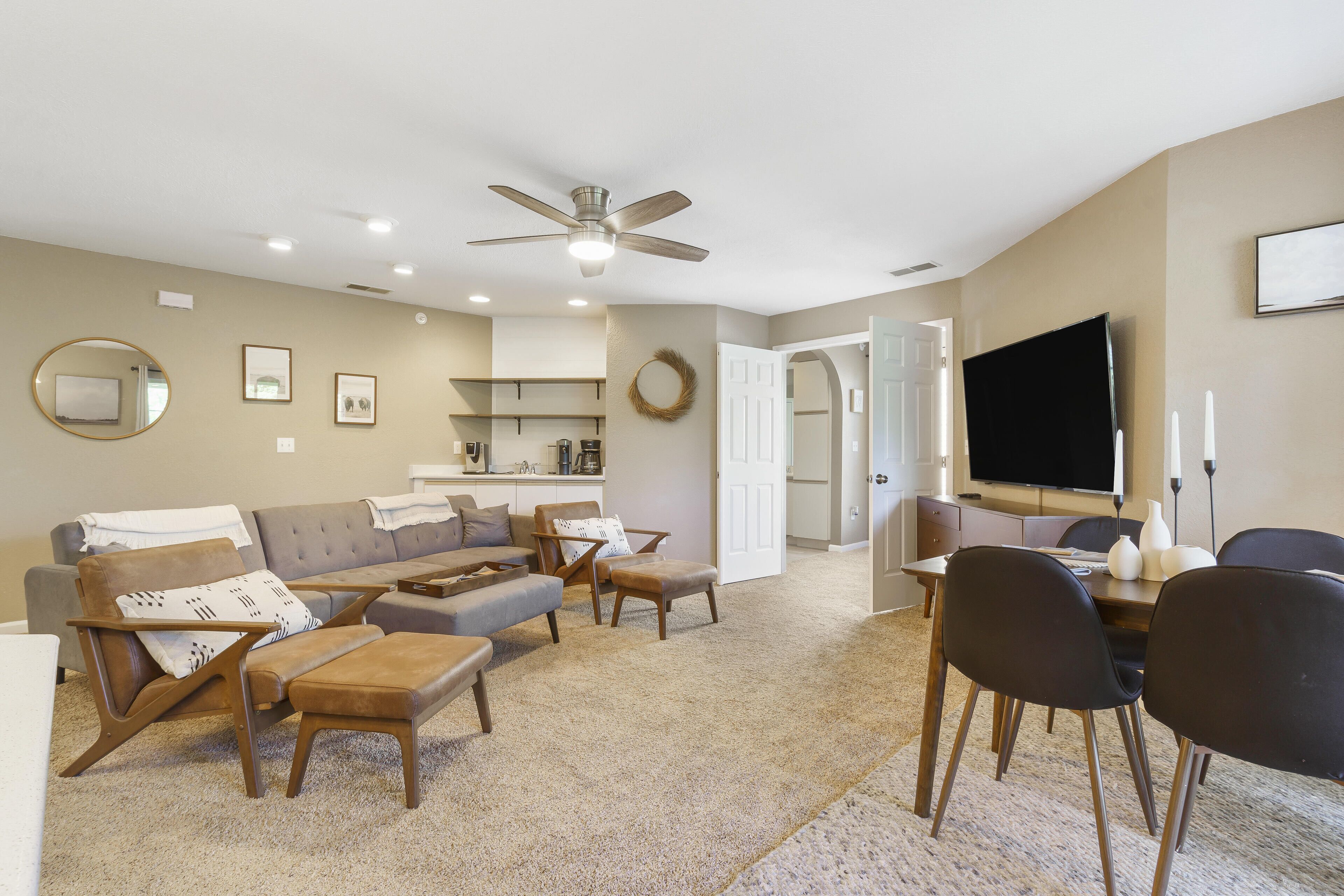 Rocky Shore Tranquility | Ozark Mountain Resort Amenities
