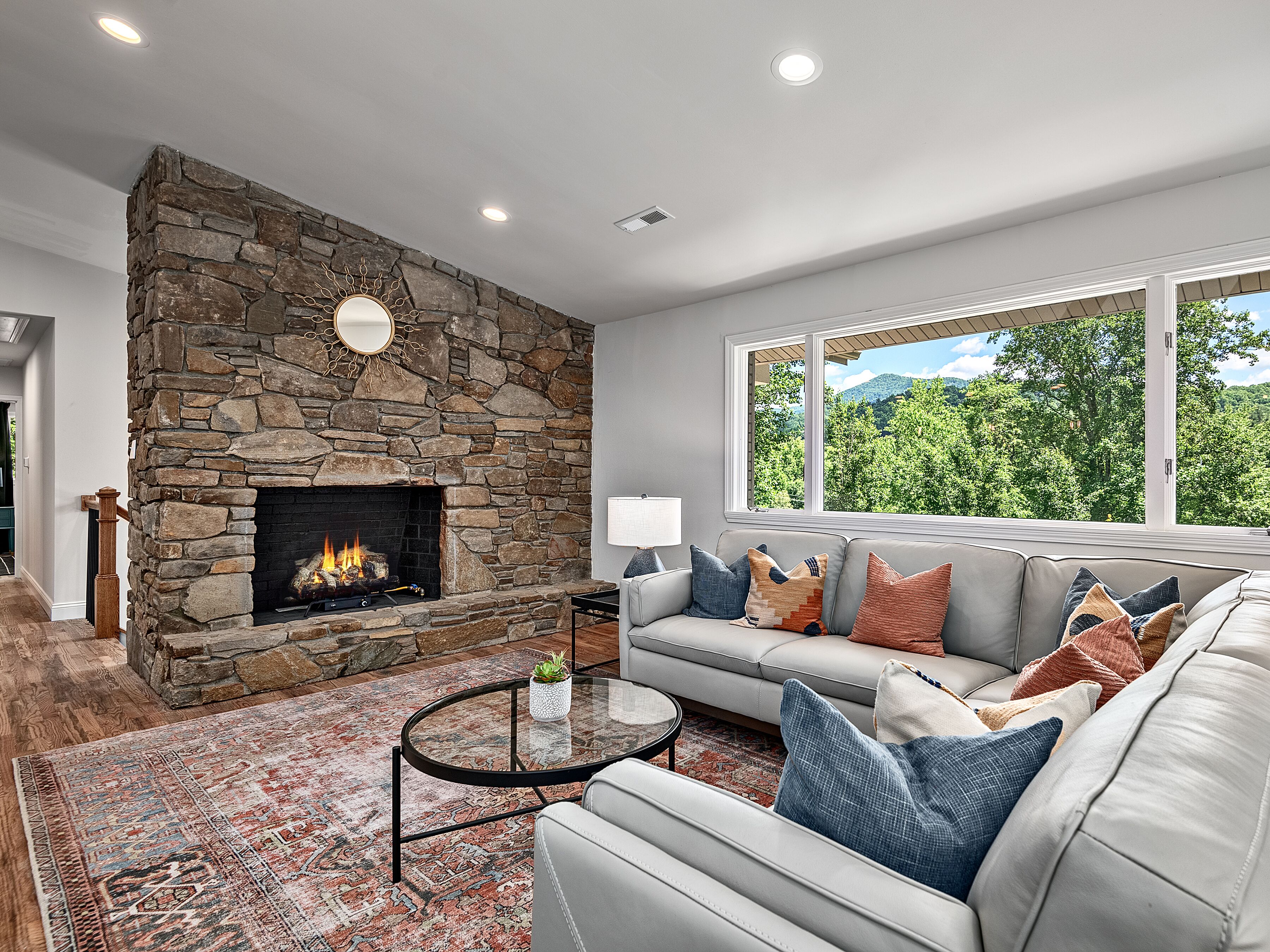 The Overlook Asheville Escape Sleeps 15—Great Views!