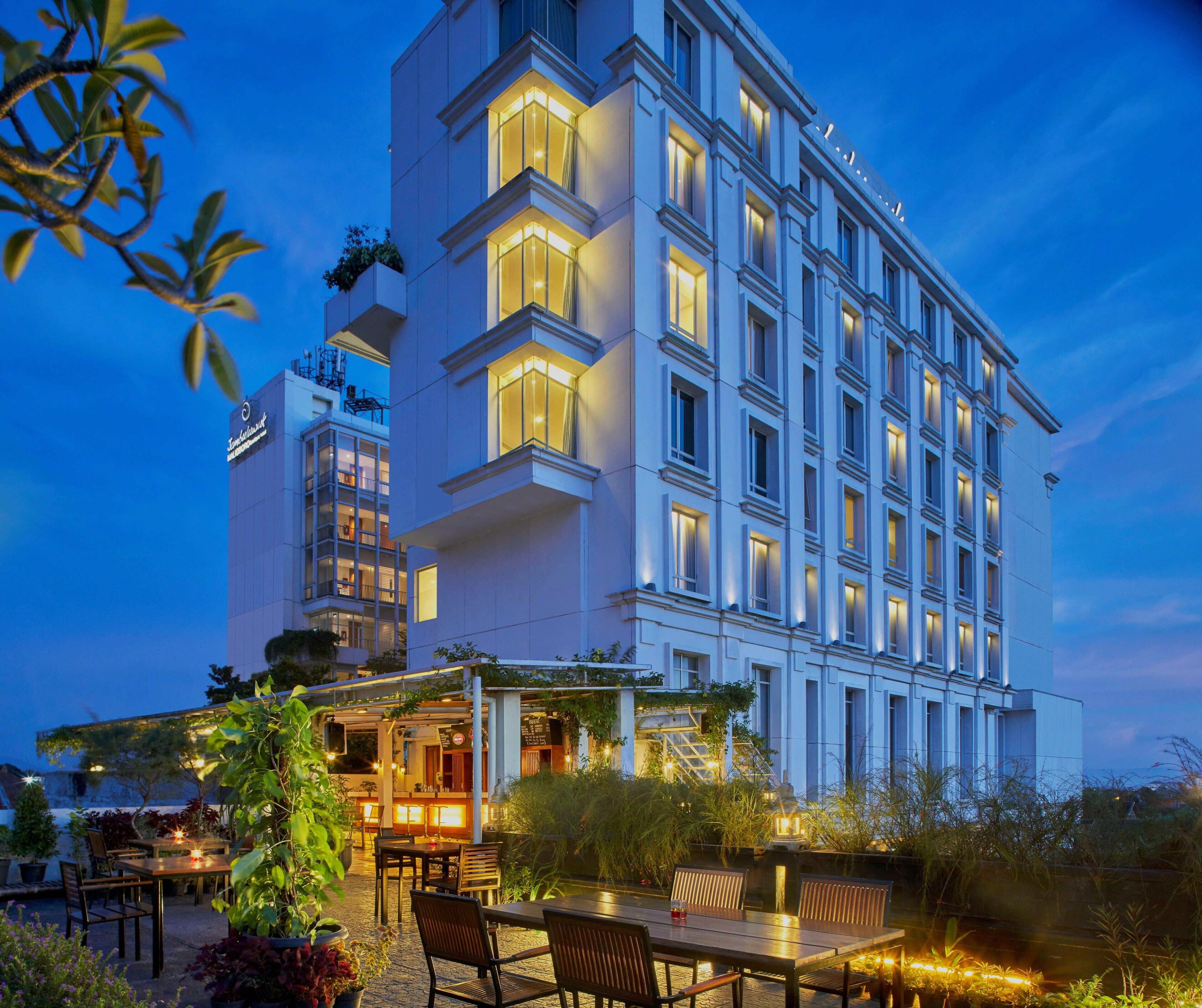 Jambuluwuk Malioboro Hotel Yogyakarta