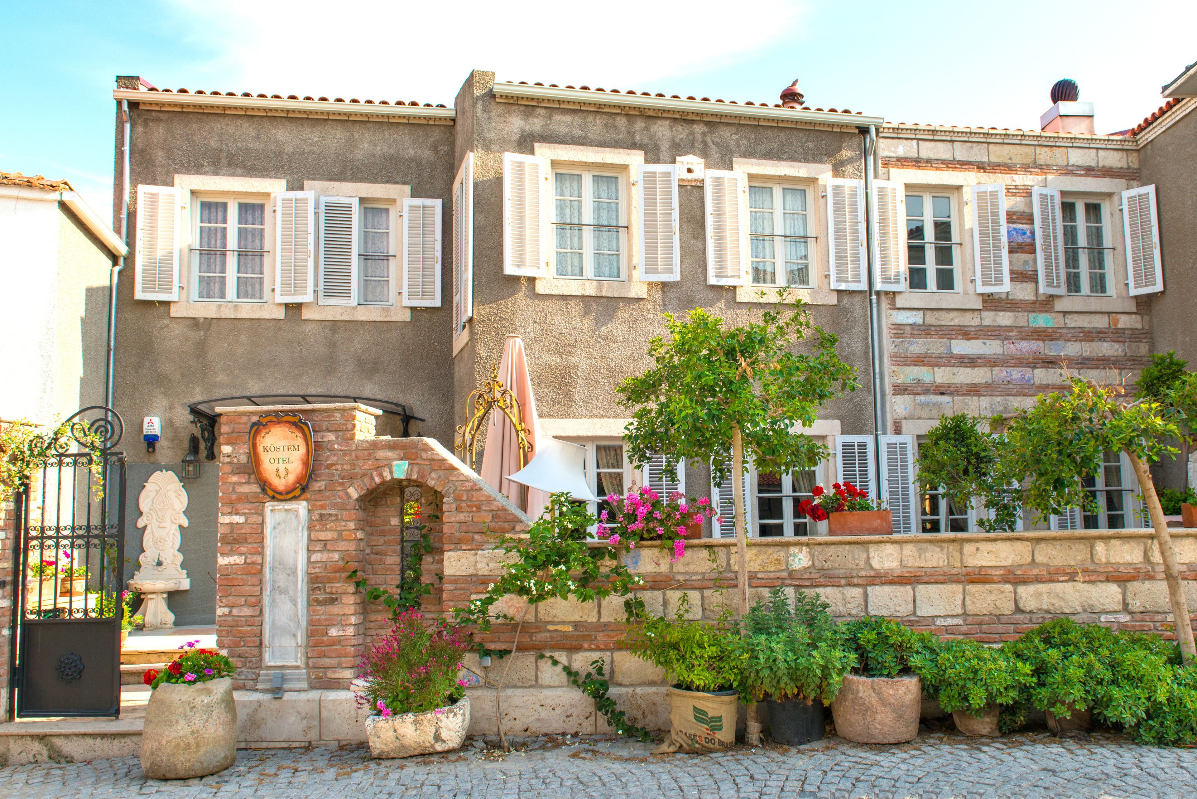 Köstem Hotel